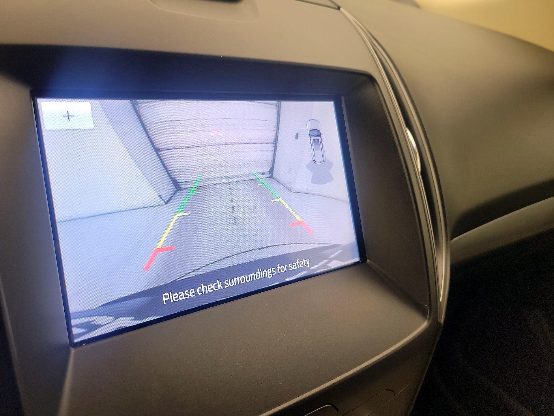 Thumbnail: 2020 Ford Edge - 14