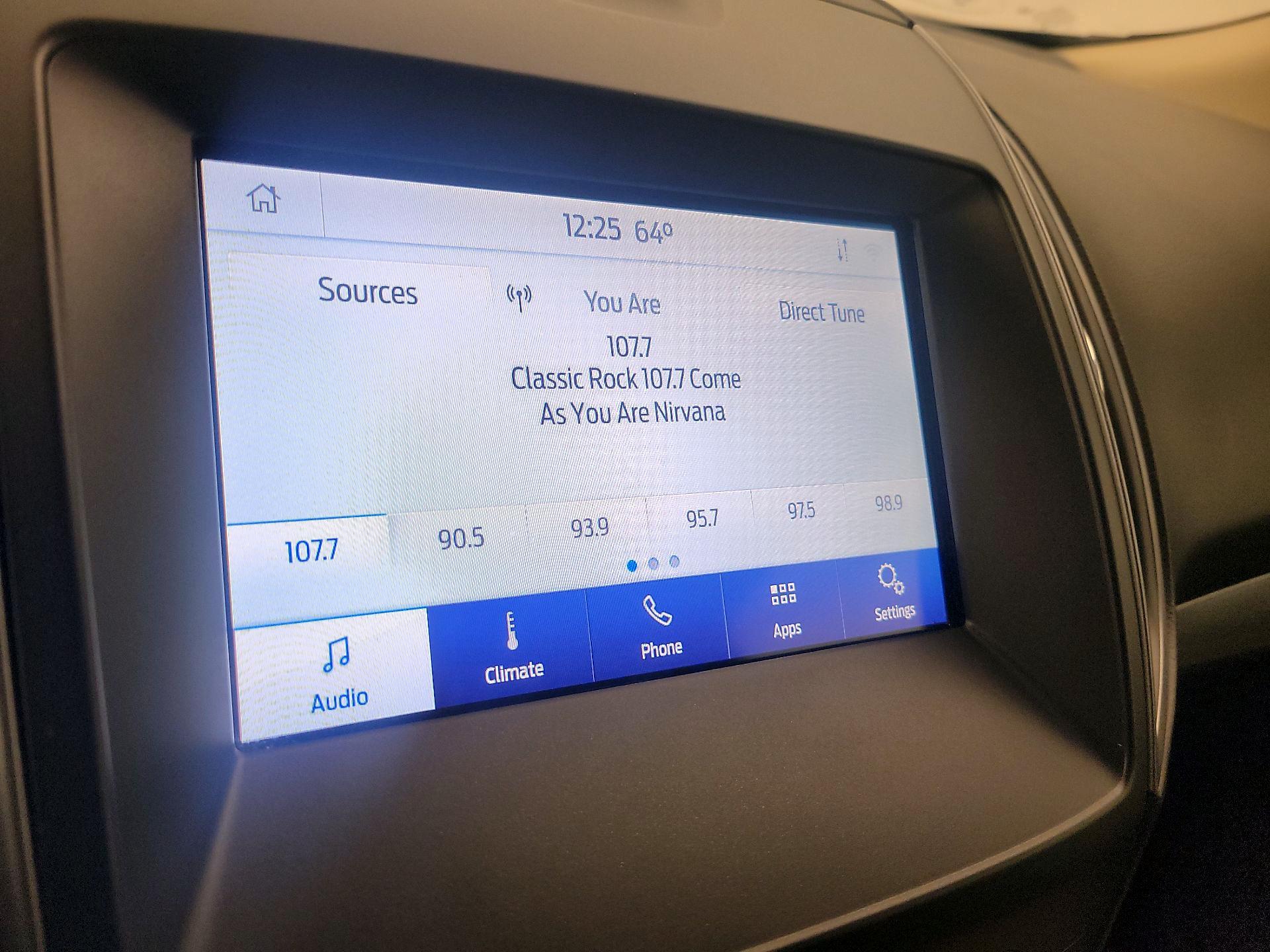 Thumbnail: 2020 Ford Edge - 15