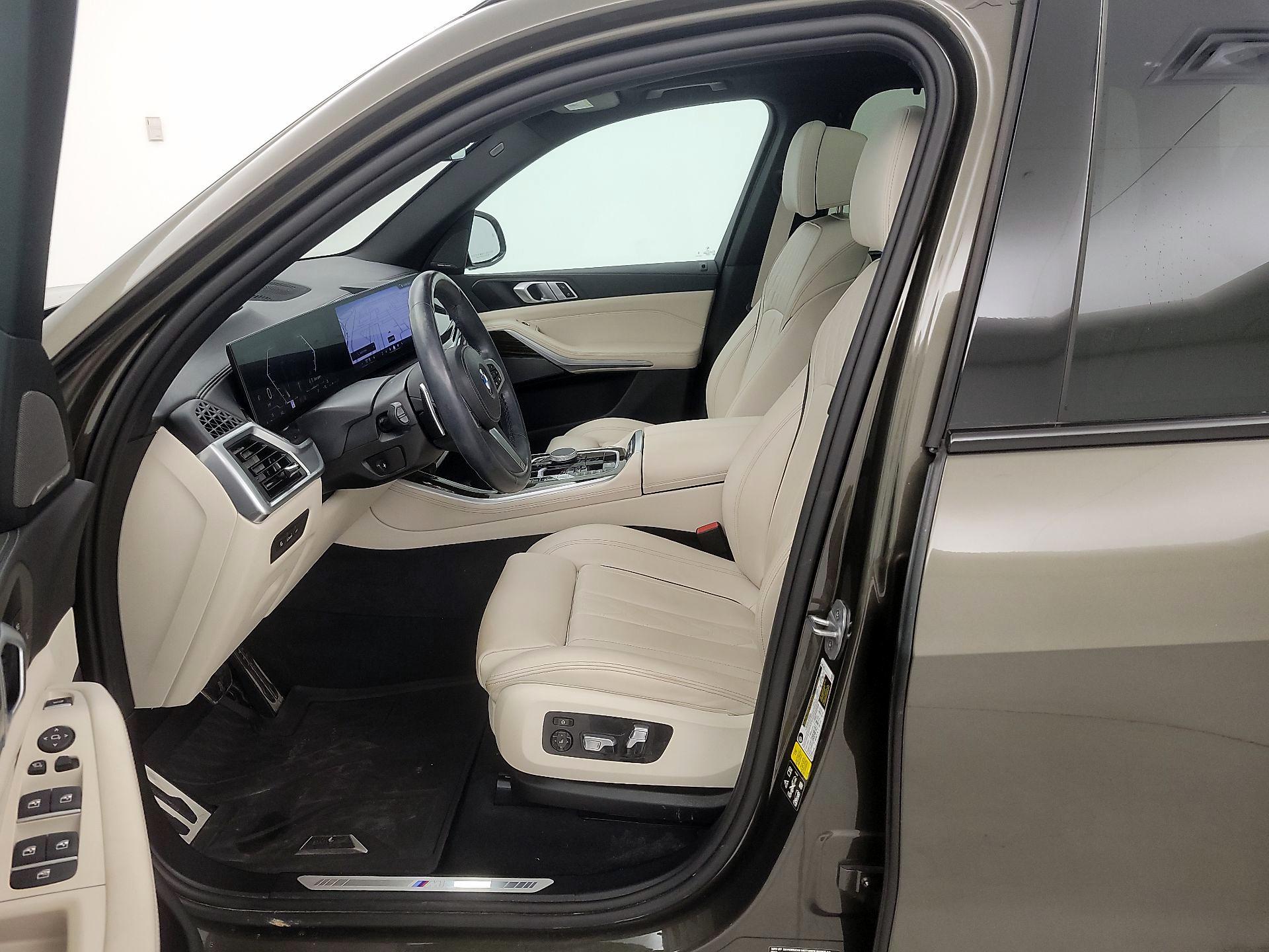 Thumbnail: 2024 BMW X5 - 11