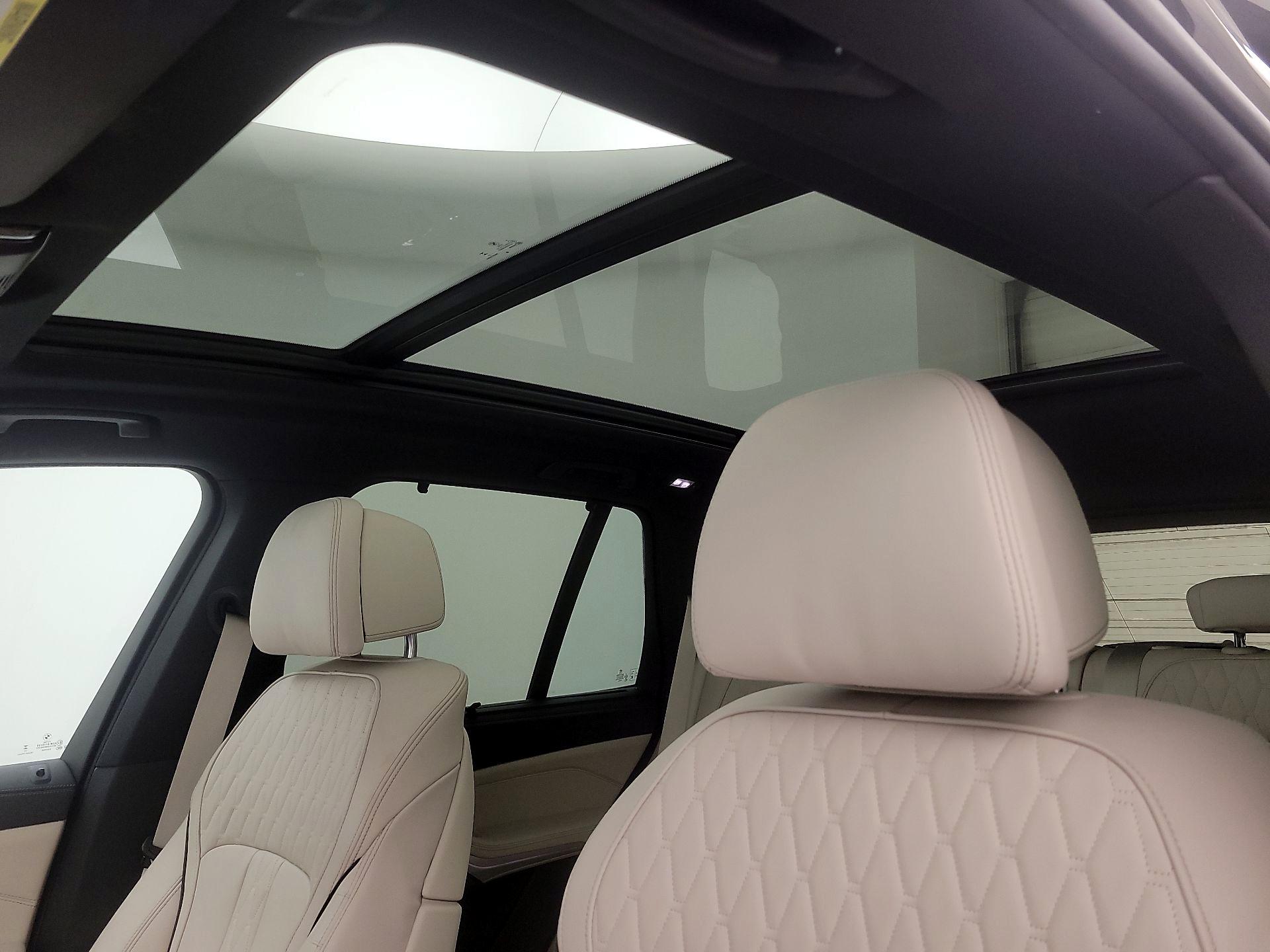 Thumbnail: 2024 BMW X5 - 19