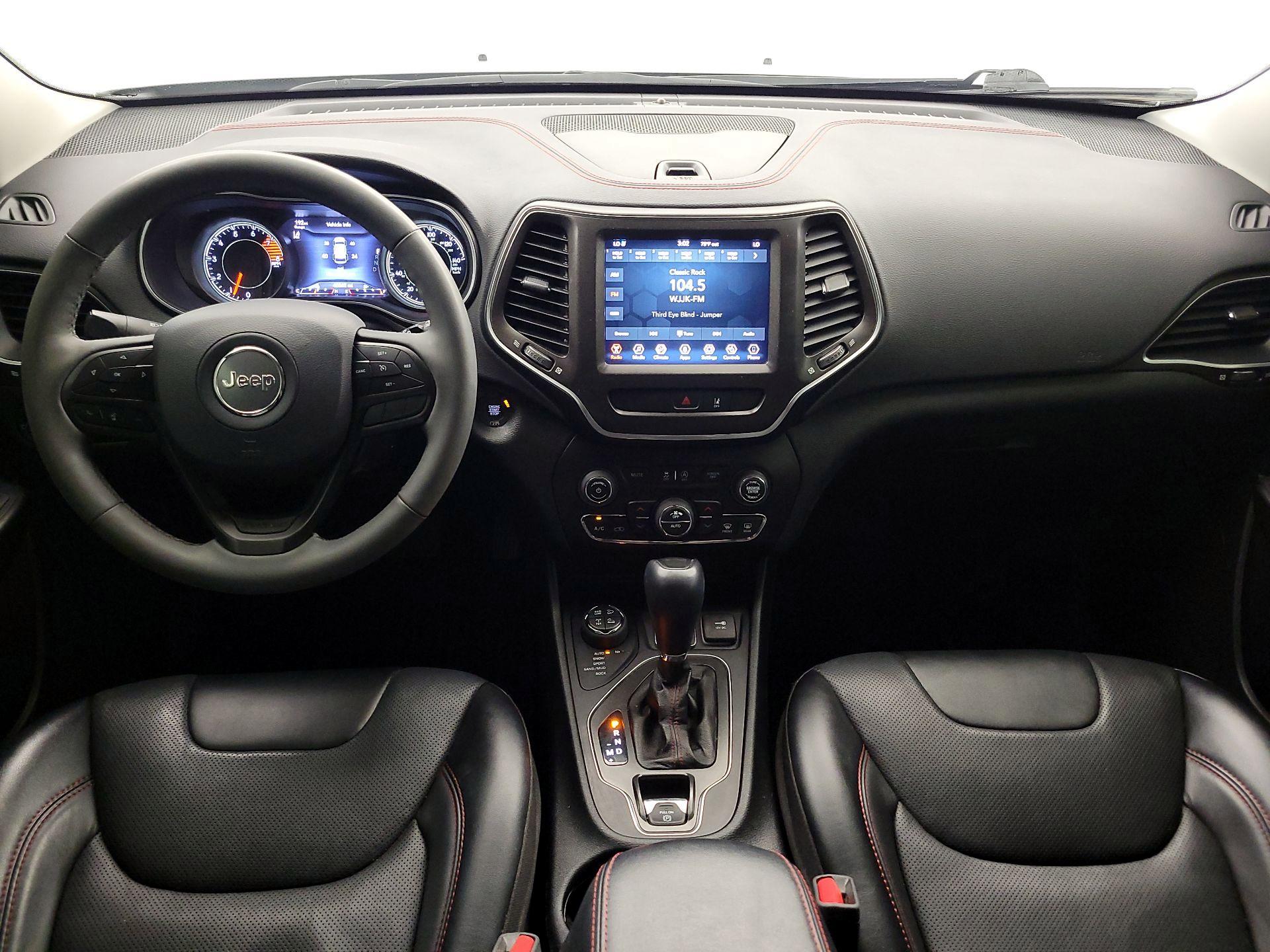 Thumbnail: 2022 Jeep Cherokee - 9