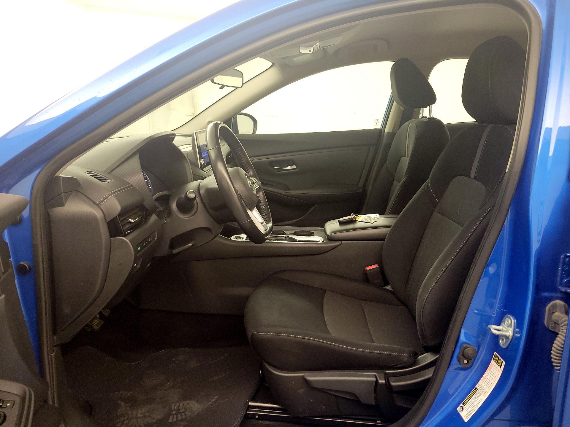 Thumbnail: 2023 Nissan Sentra - 11