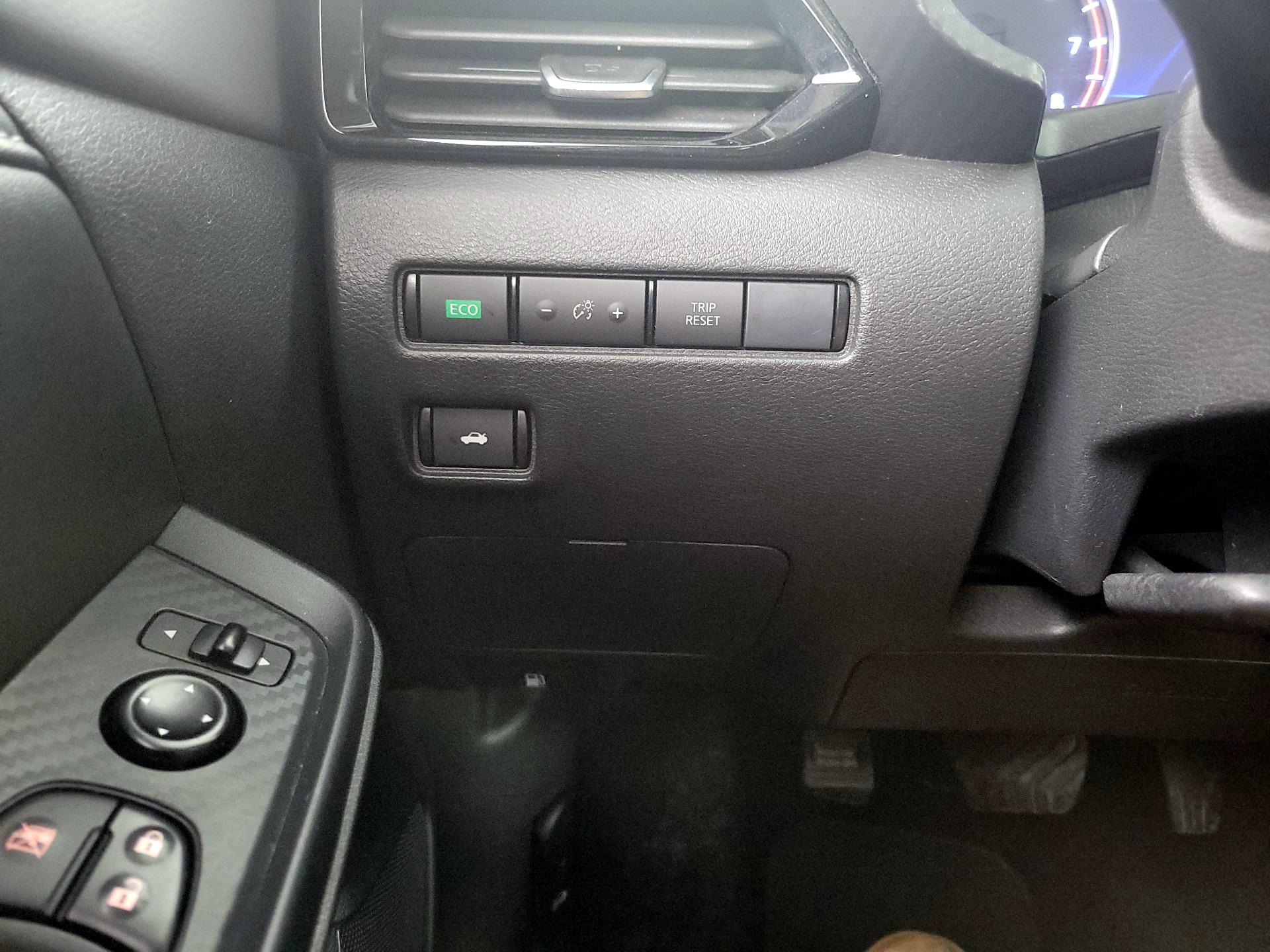 Thumbnail: 2023 Nissan Sentra - 13