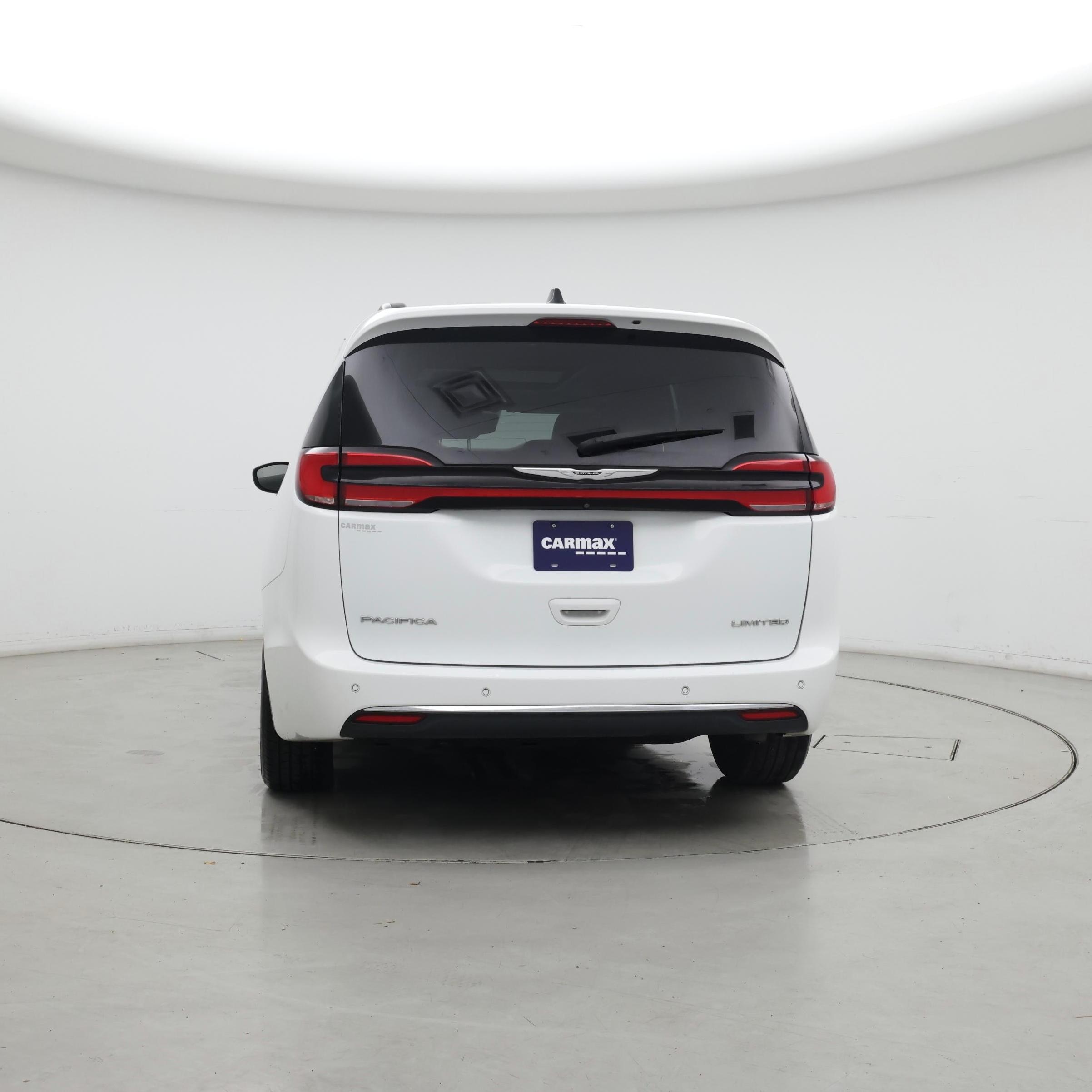 Thumbnail: 2023 Chrysler Pacifica - 6