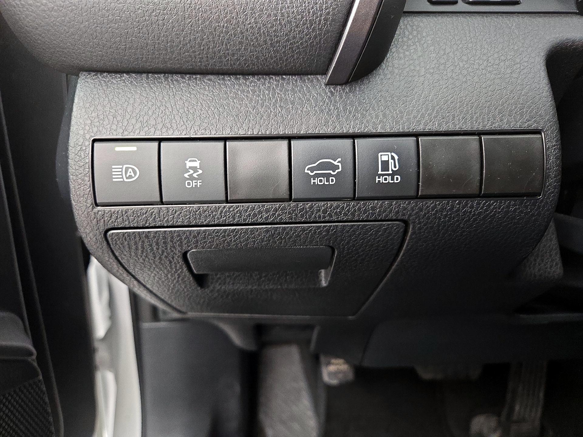 Thumbnail: 2023 Toyota Camry - 13