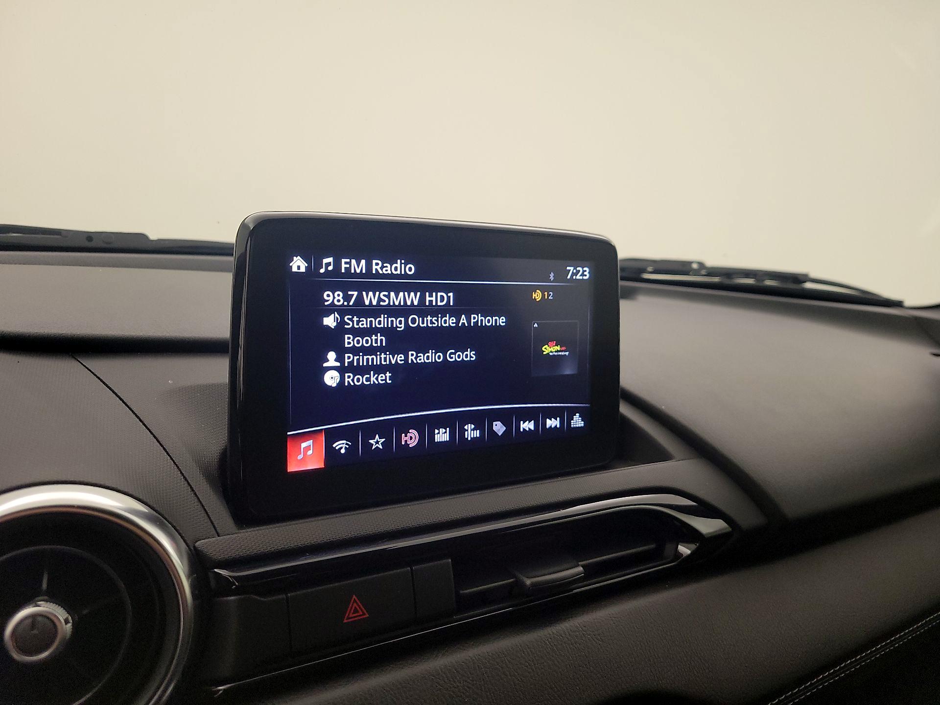 Thumbnail: 2021 Mazda MX-5 Miata - 15