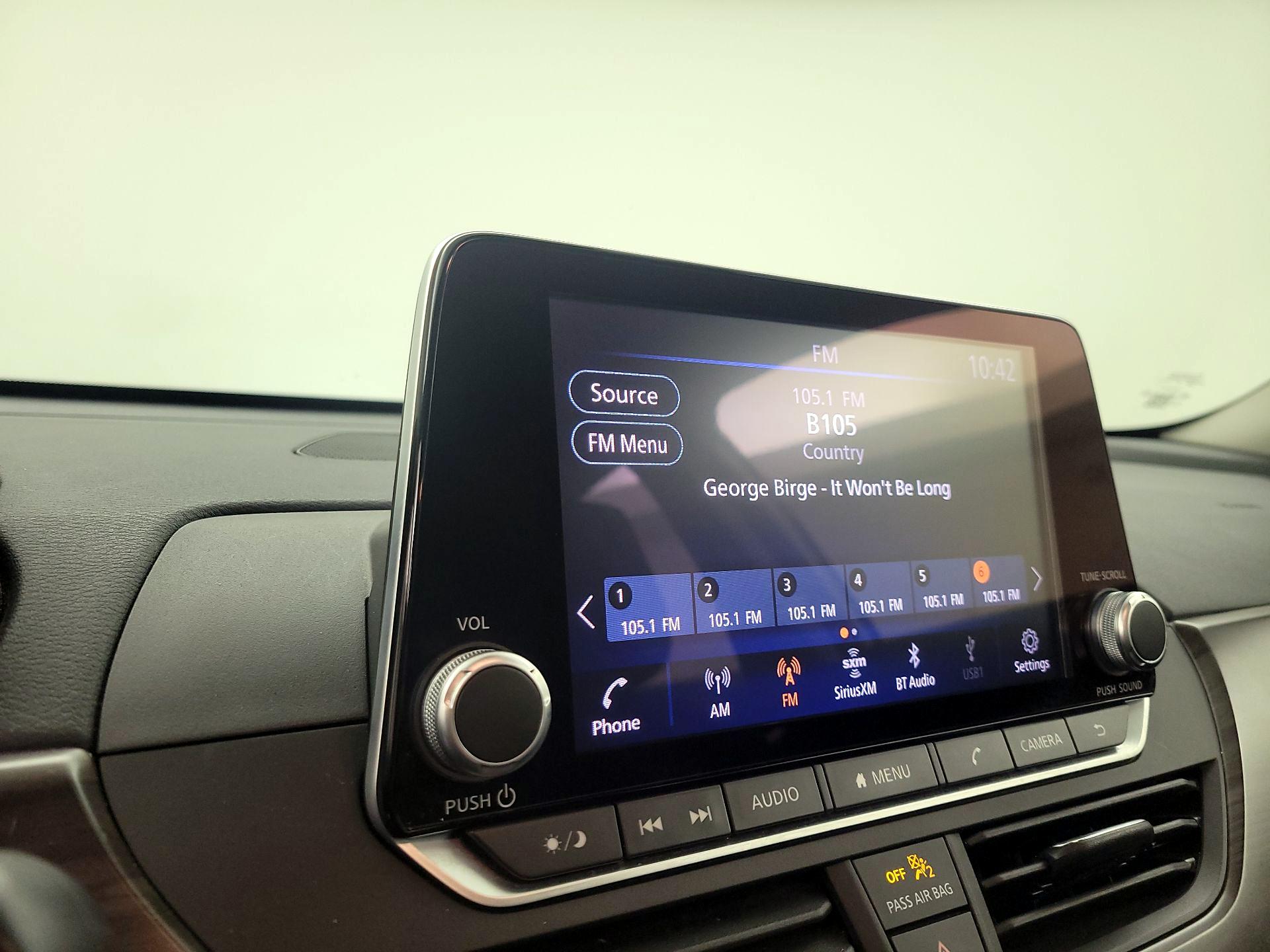 Thumbnail: 2023 Nissan Altima - 15