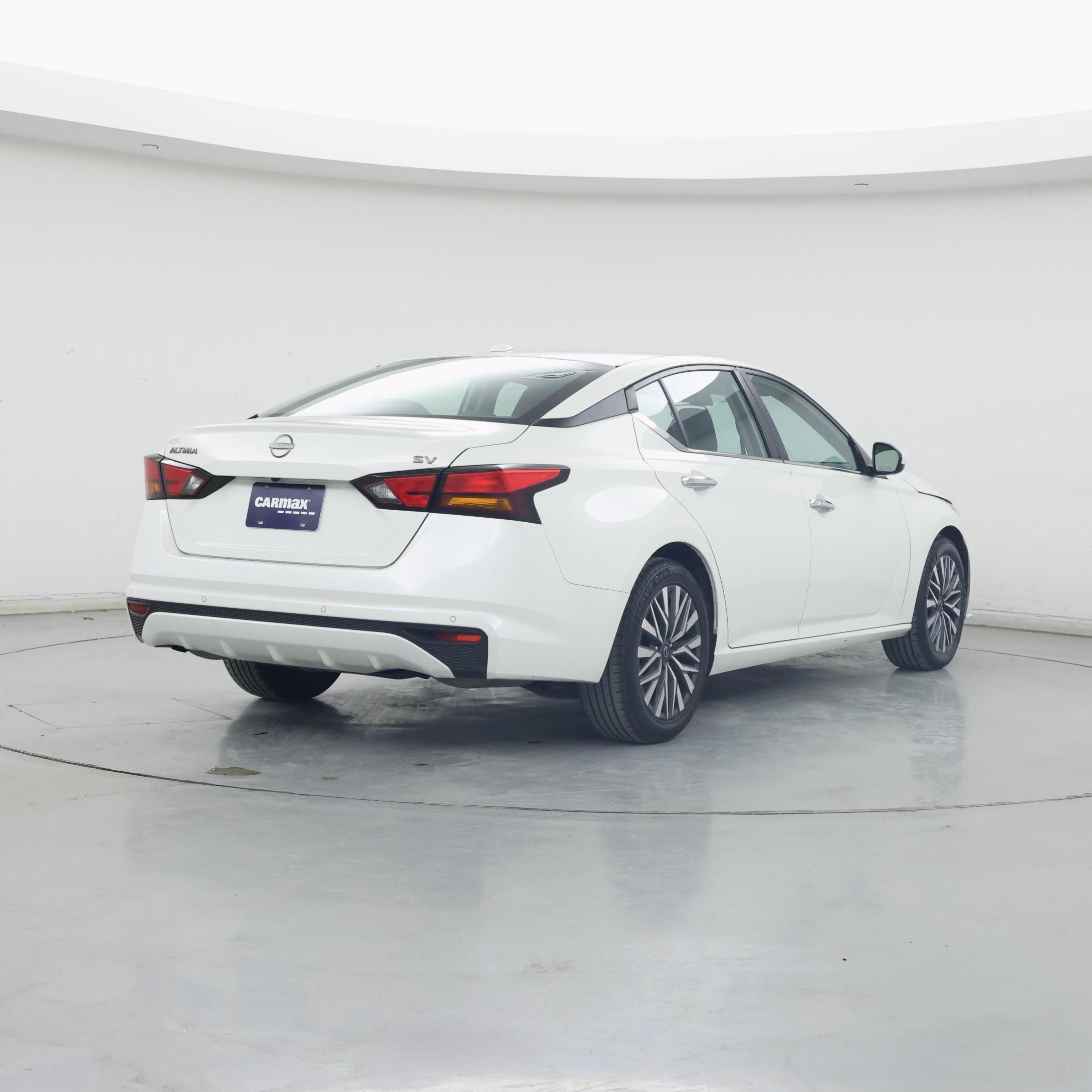 Thumbnail: 2023 Nissan Altima - 8