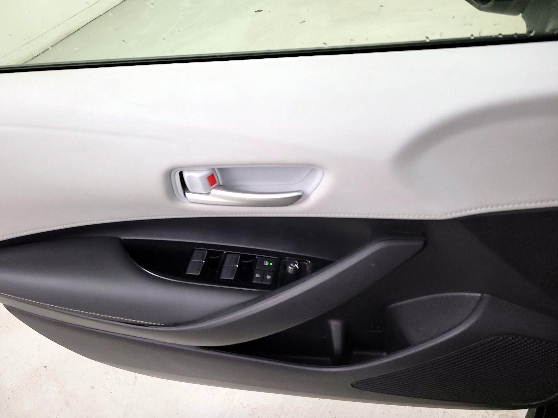 Thumbnail: 2023 Toyota Corolla - 12