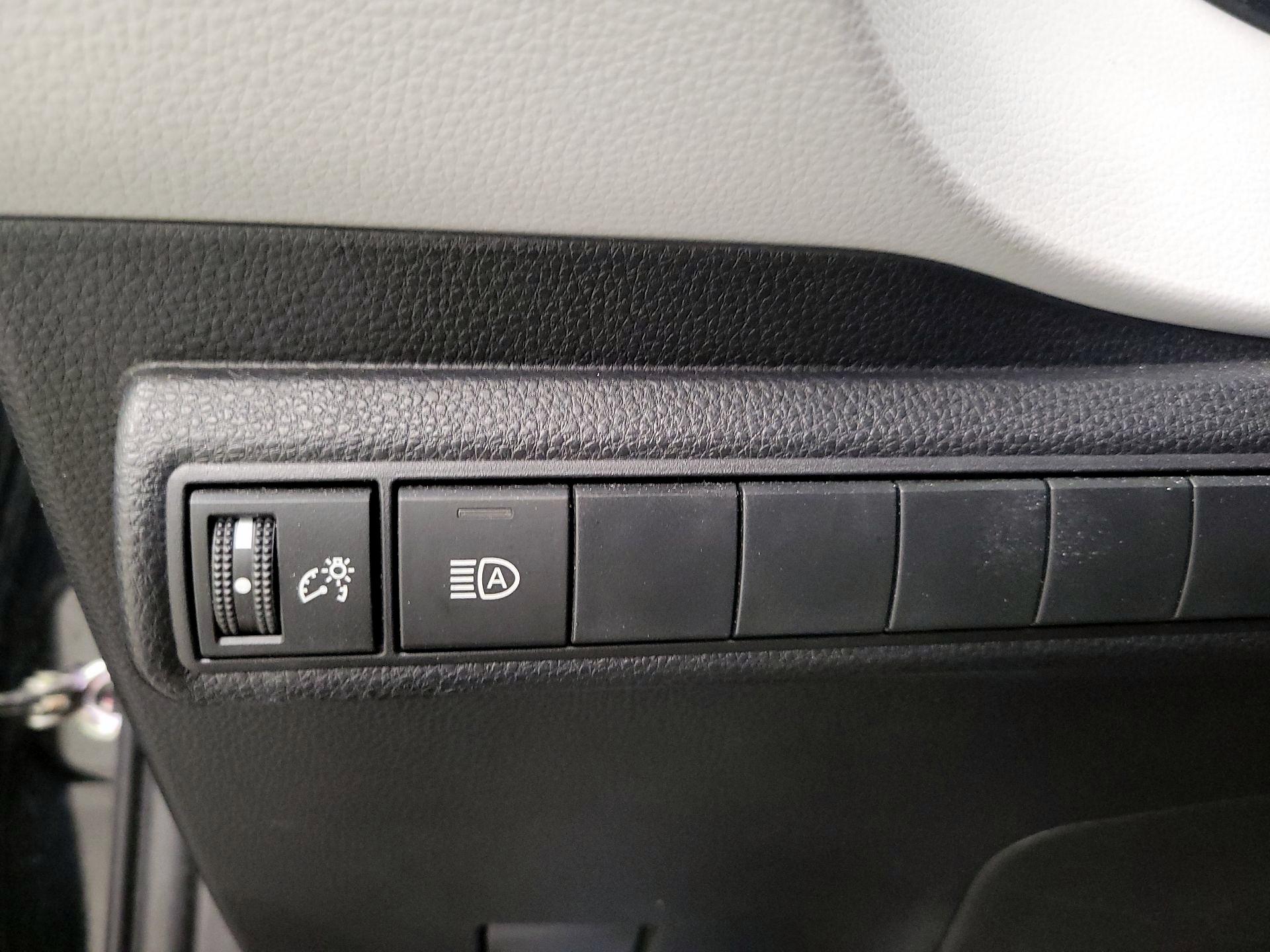 Thumbnail: 2023 Toyota Corolla - 13