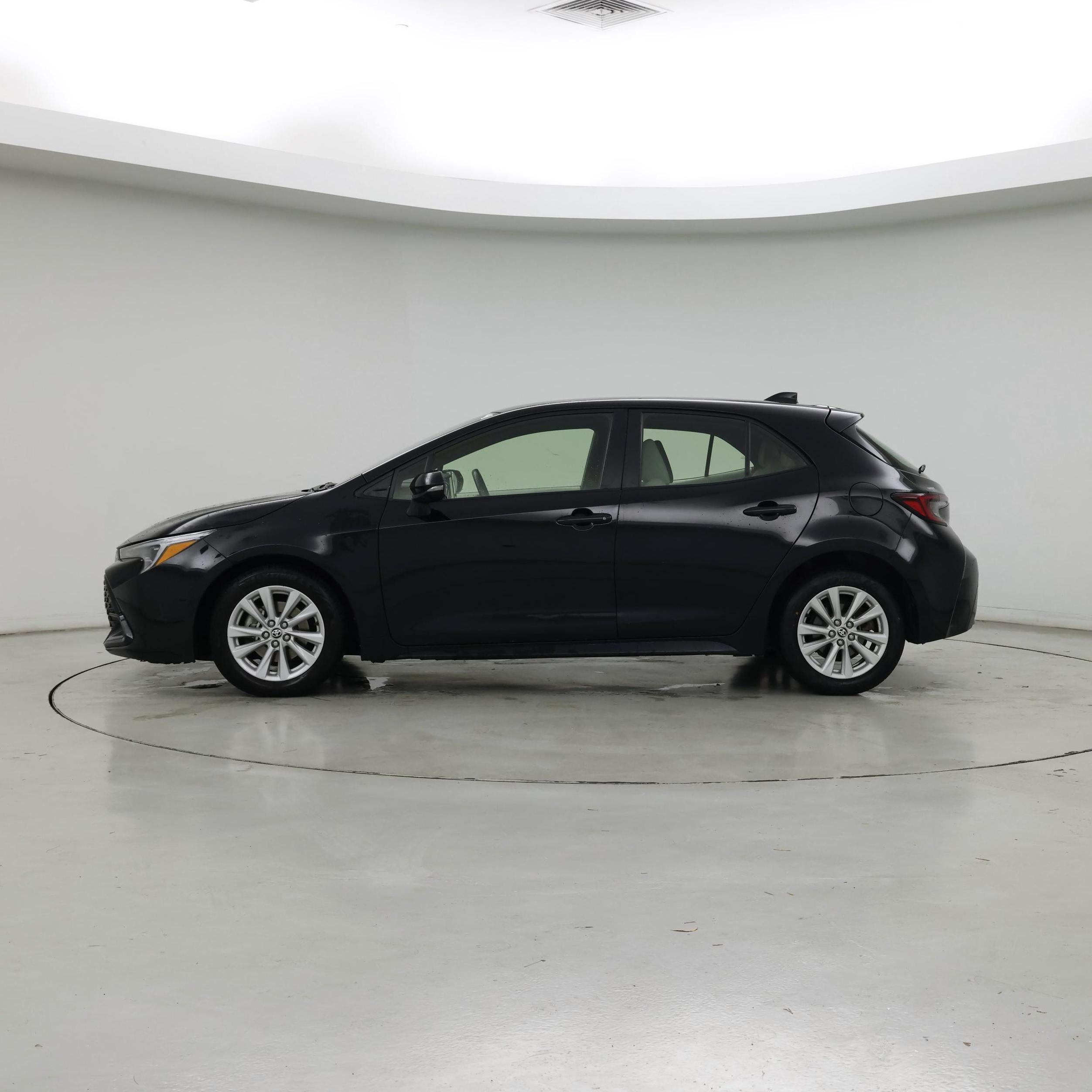 Thumbnail: 2023 Toyota Corolla - 3