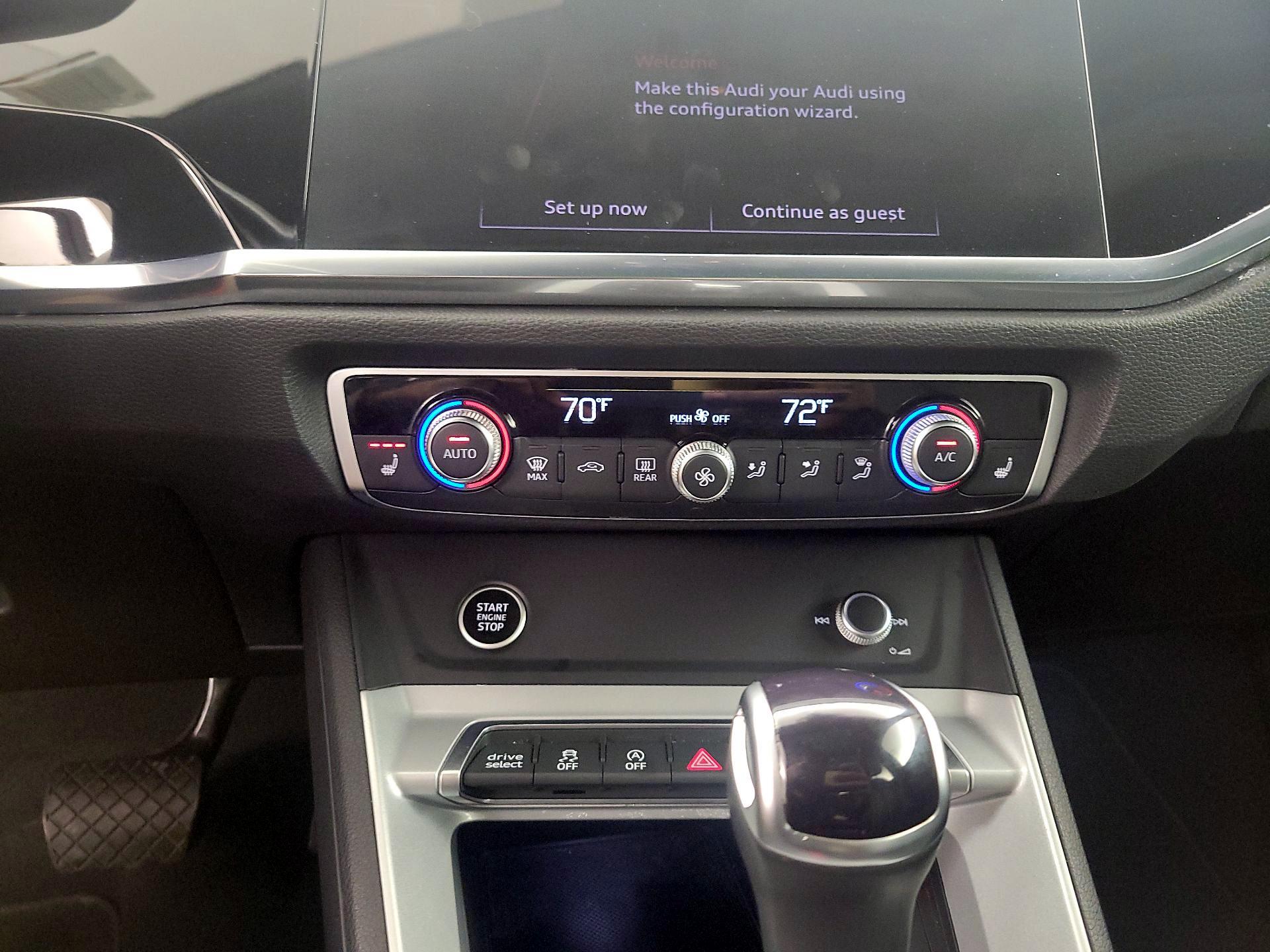 Thumbnail: 2023 Audi Q3 - 16