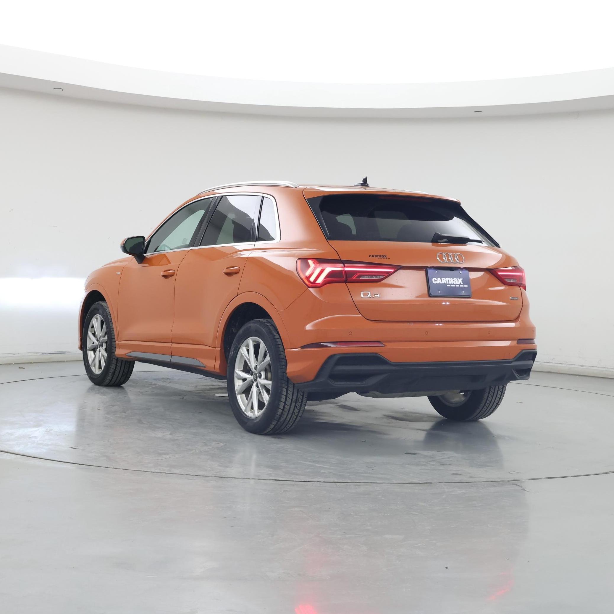 Thumbnail: 2023 Audi Q3 - 2