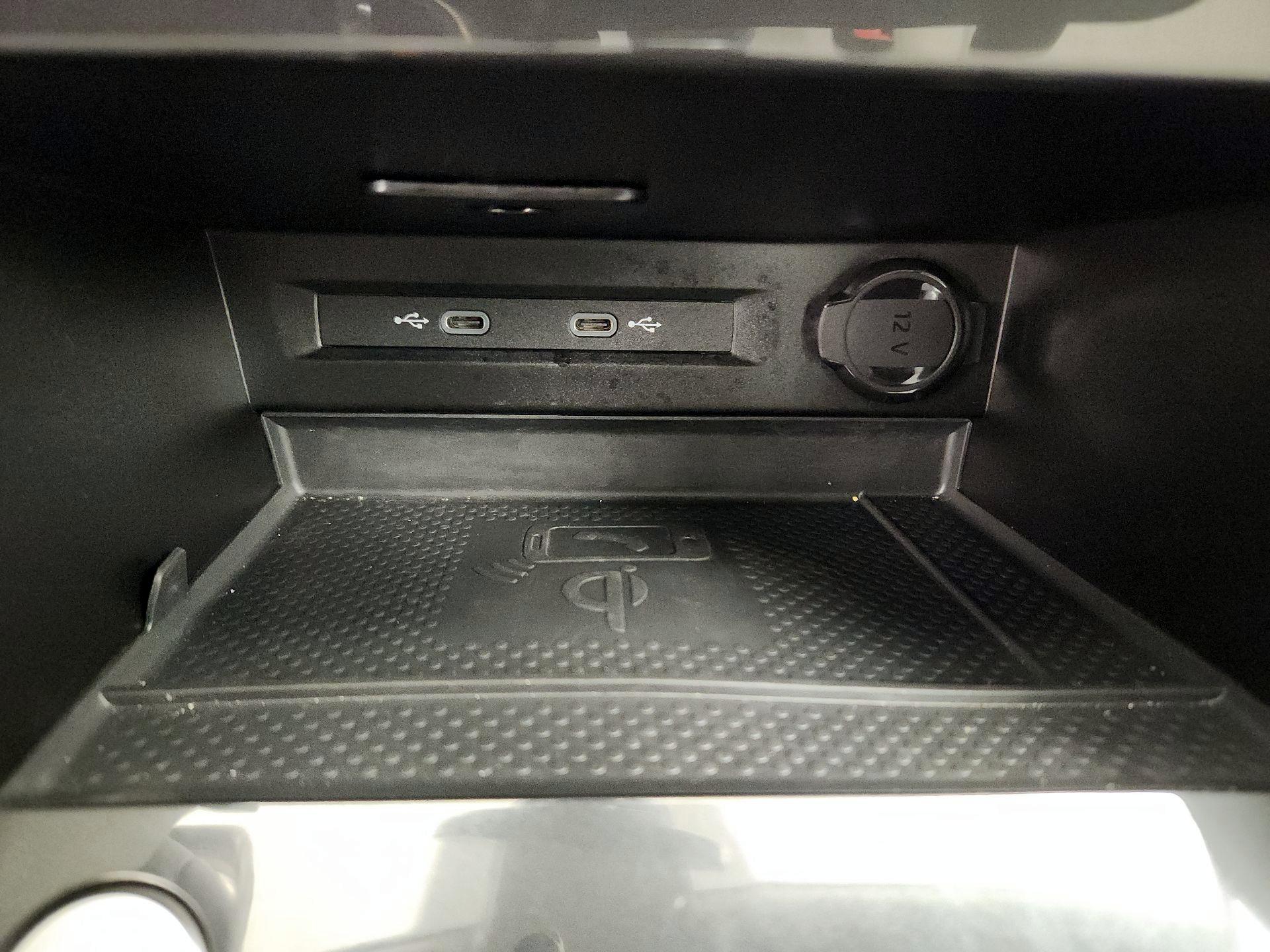 Thumbnail: 2024 Volkswagen Tiguan - 18