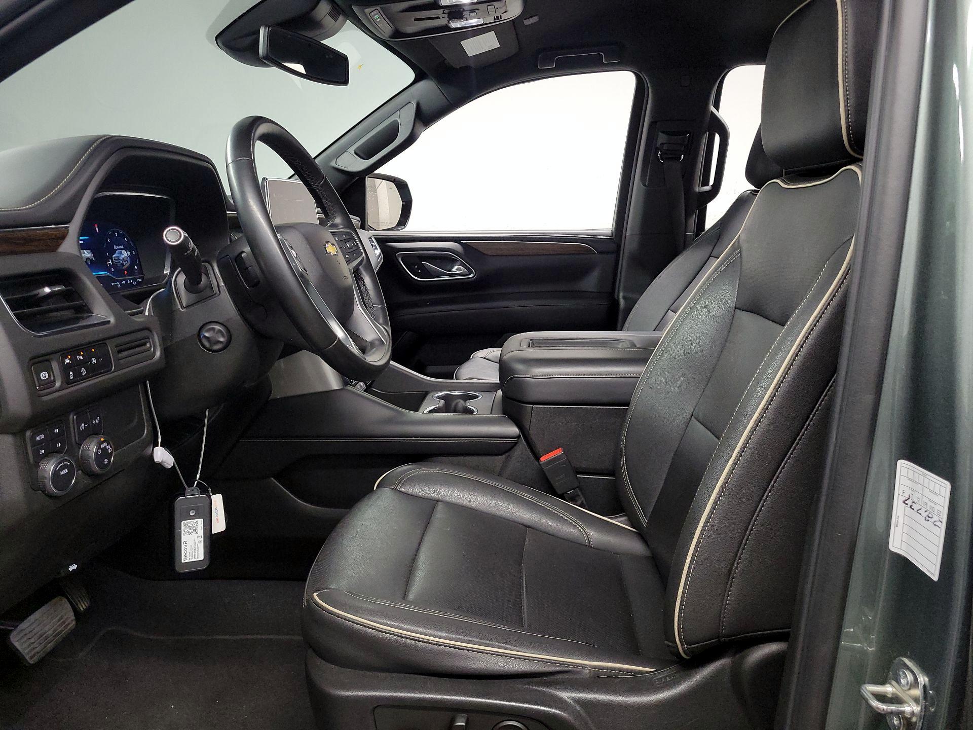 Thumbnail: 2023 Chevrolet Suburban - 9
