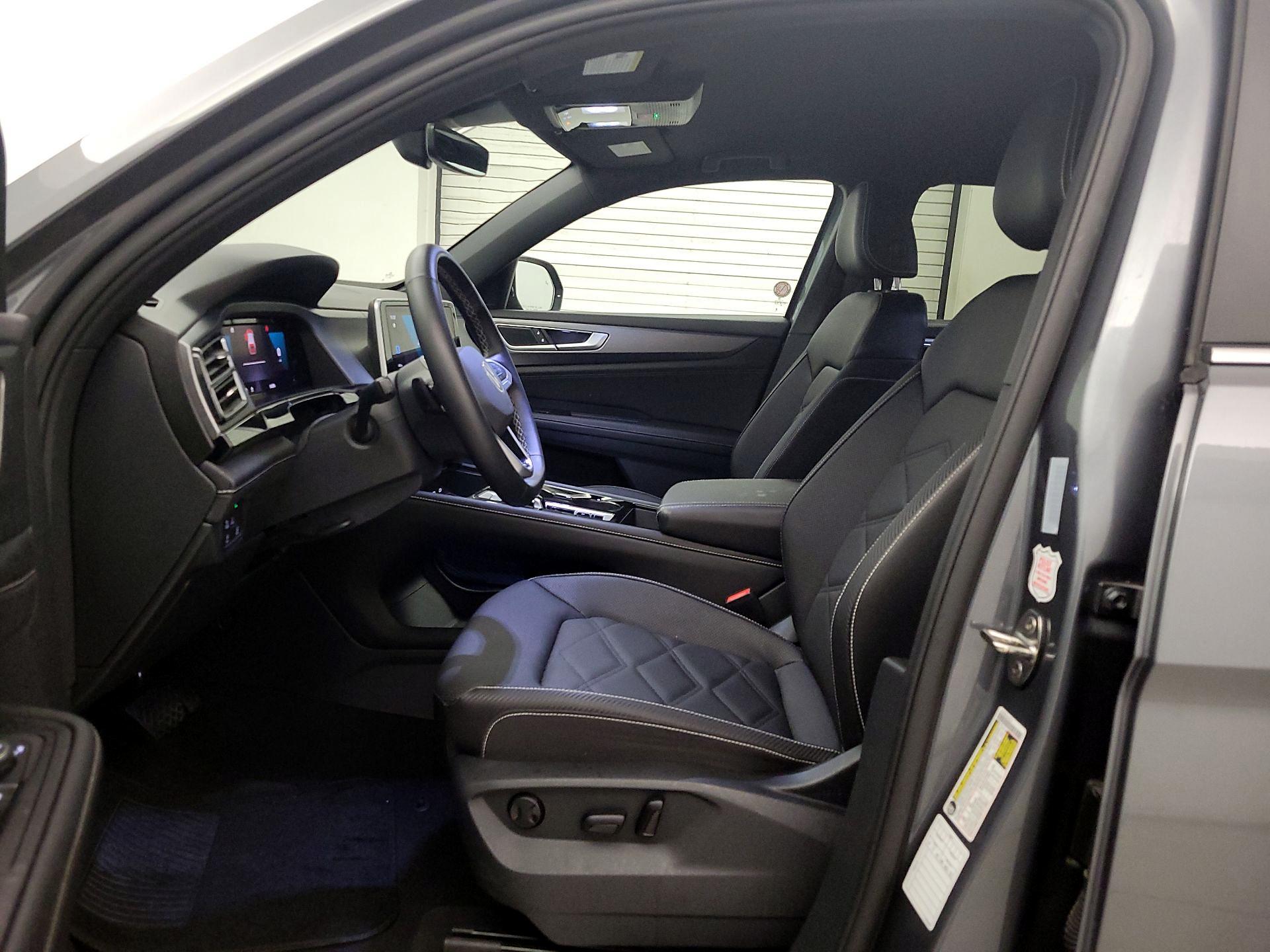 Thumbnail: 2025 Volkswagen Atlas - 11