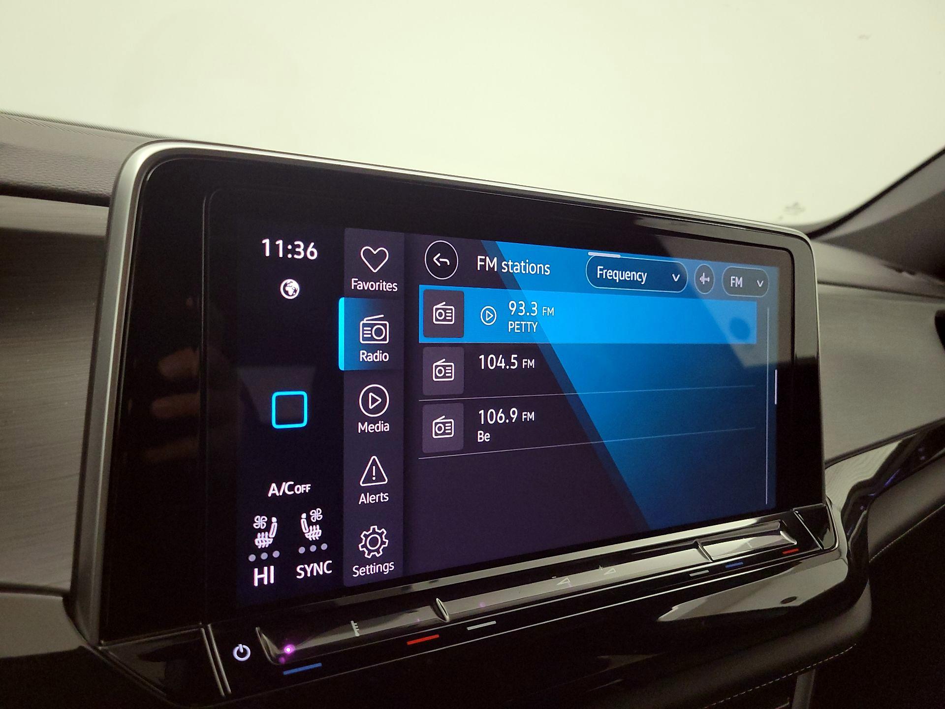 Thumbnail: 2025 Volkswagen Atlas - 15