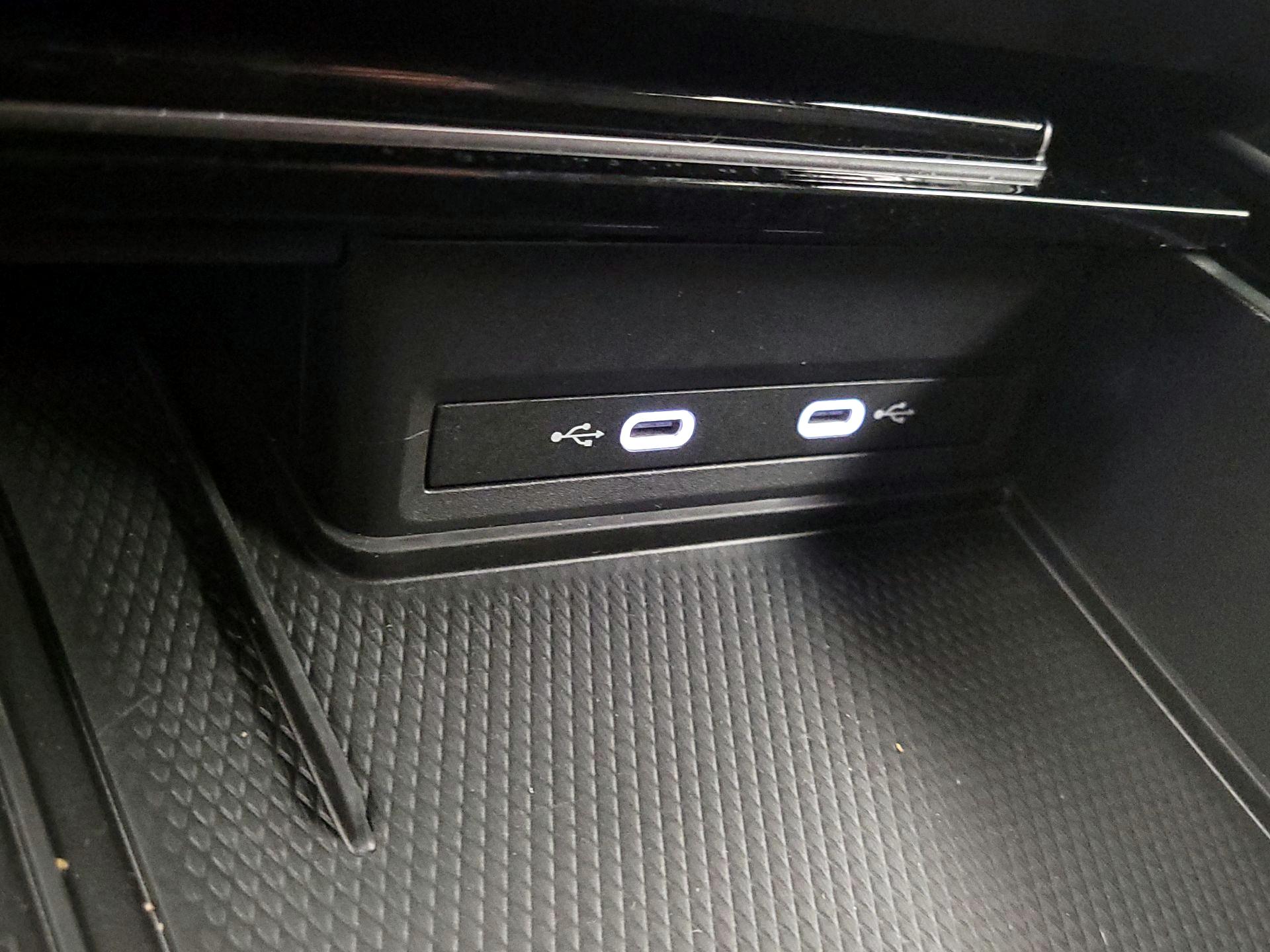 Thumbnail: 2025 Volkswagen Atlas - 18