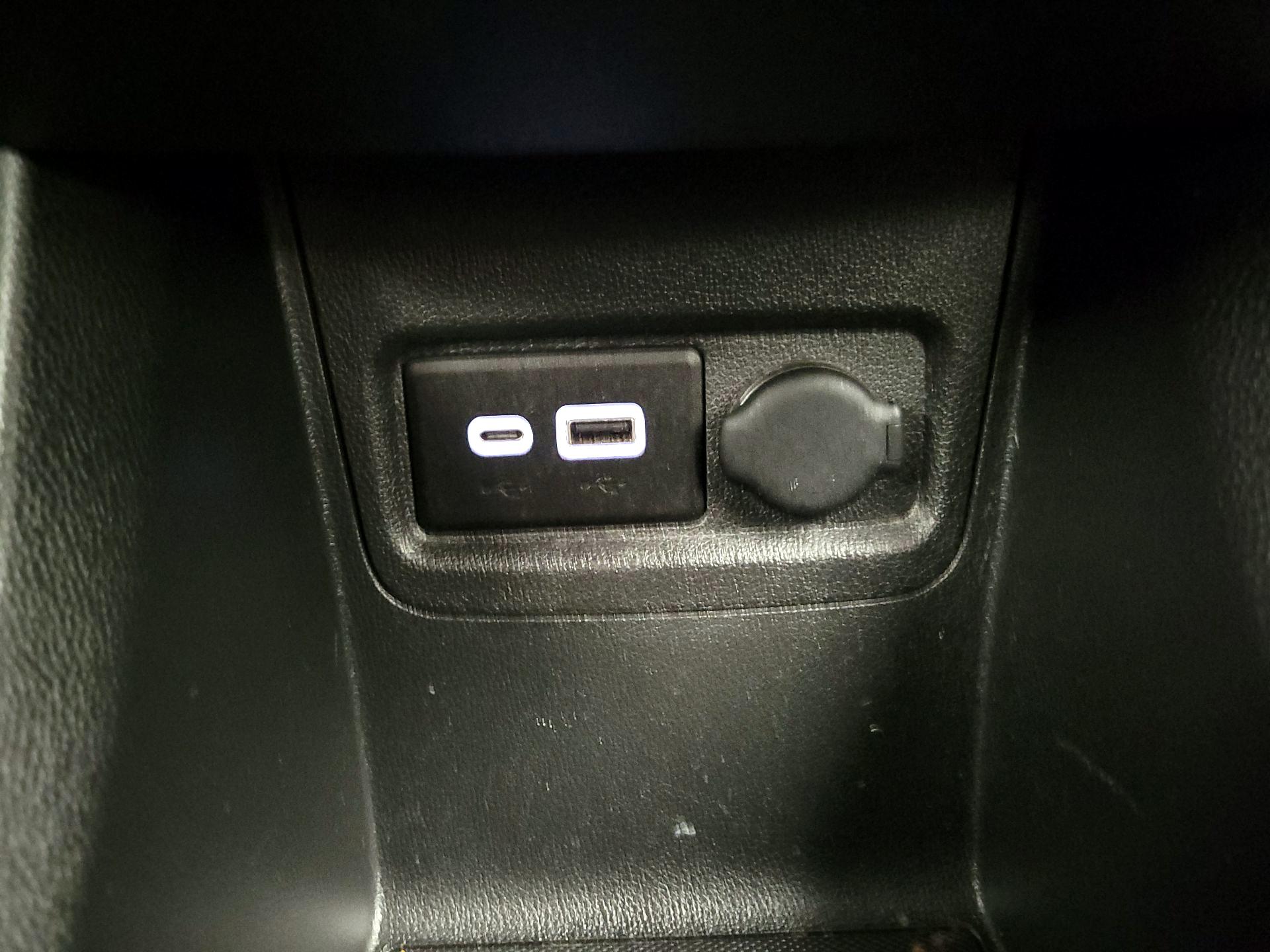 Thumbnail: 2021 Chevrolet Spark - 18