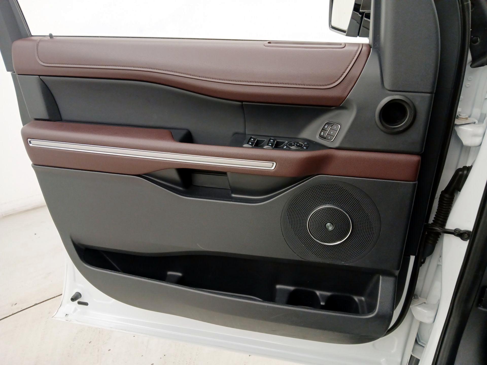 Thumbnail: 2024 Ford Expedition - 12