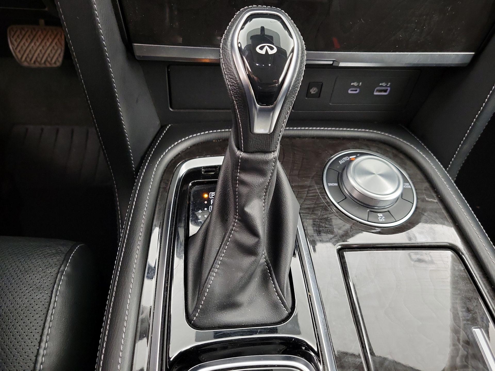 Thumbnail: 2024 INFINITI QX80 - 17