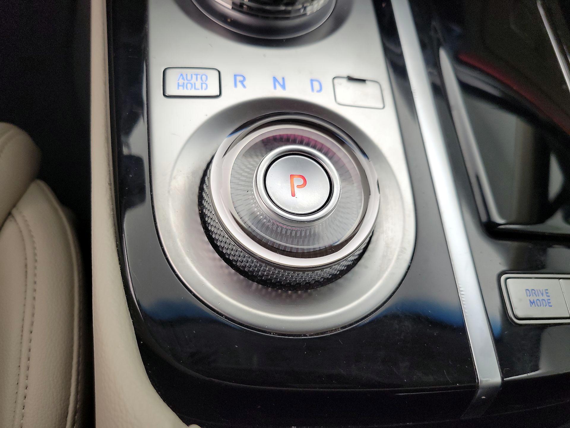 Thumbnail: 2023 Genesis G80 - 18