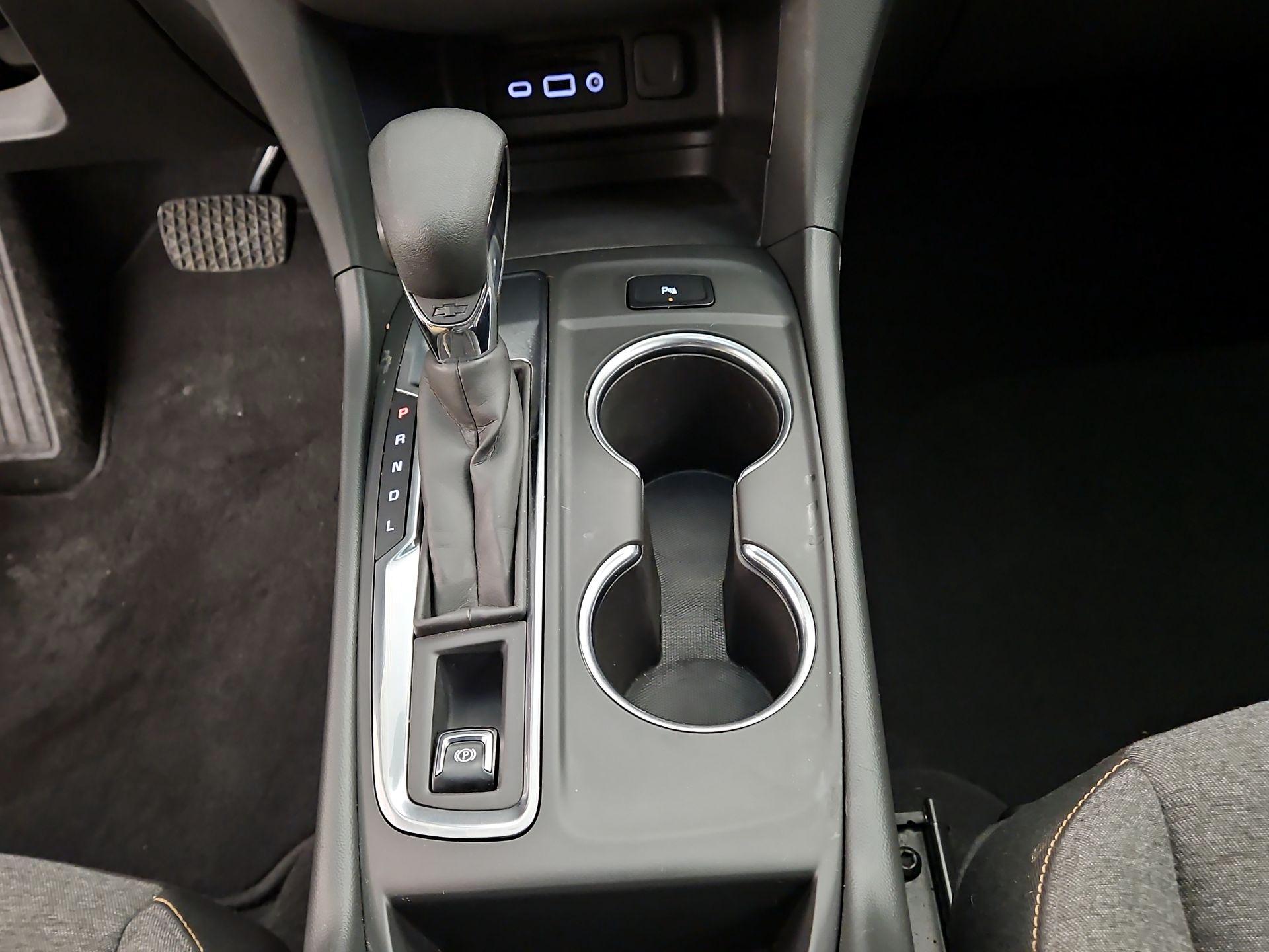 Thumbnail: 2022 Chevrolet Equinox - 18