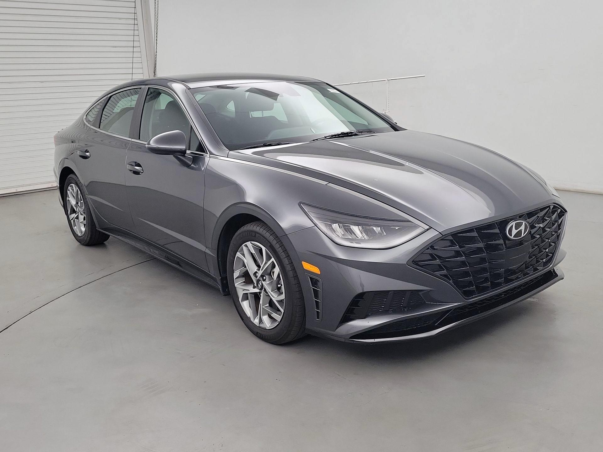 Thumbnail: 2022 Hyundai Sonata - 1