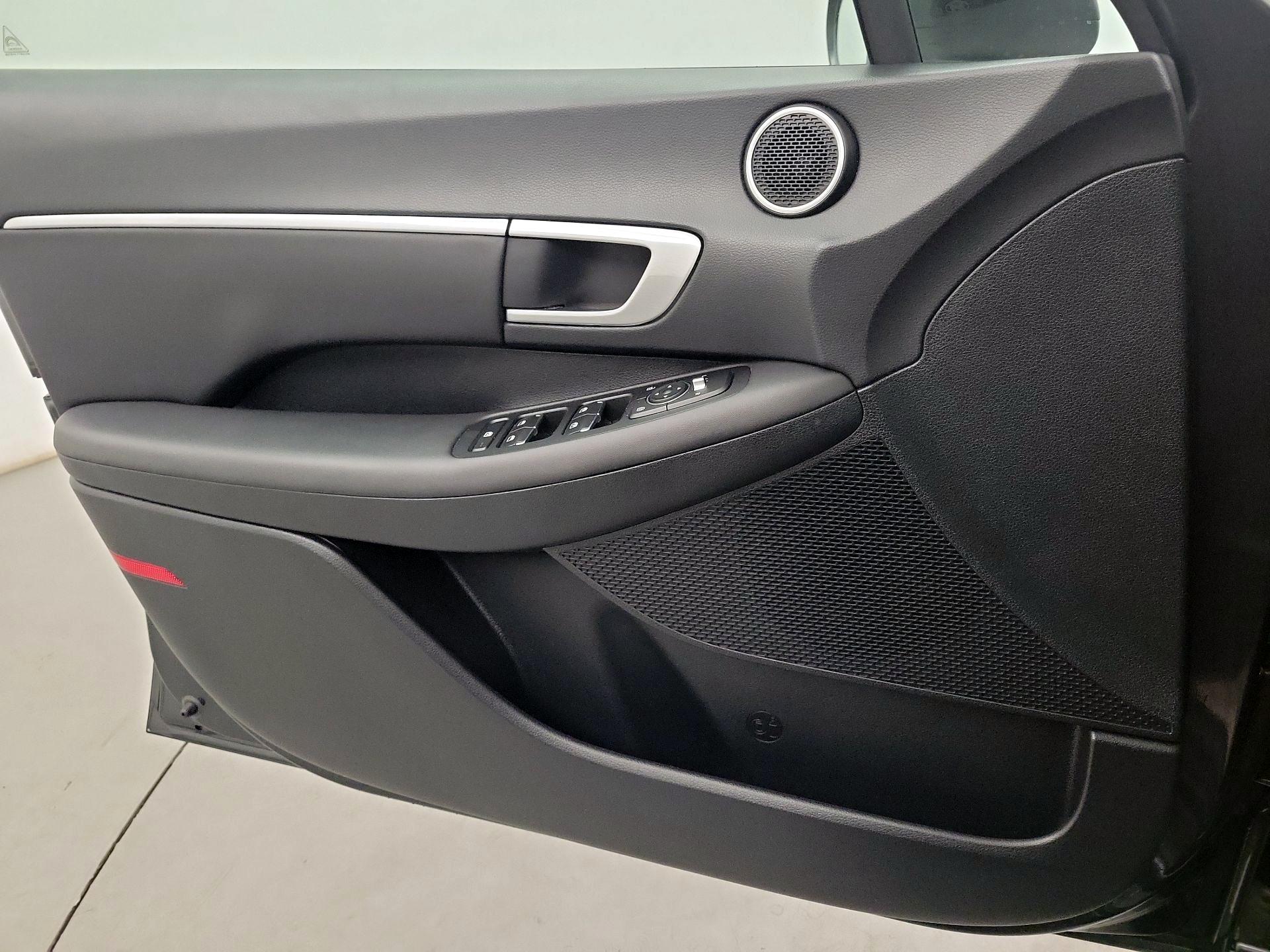 Thumbnail: 2022 Hyundai Sonata - 10