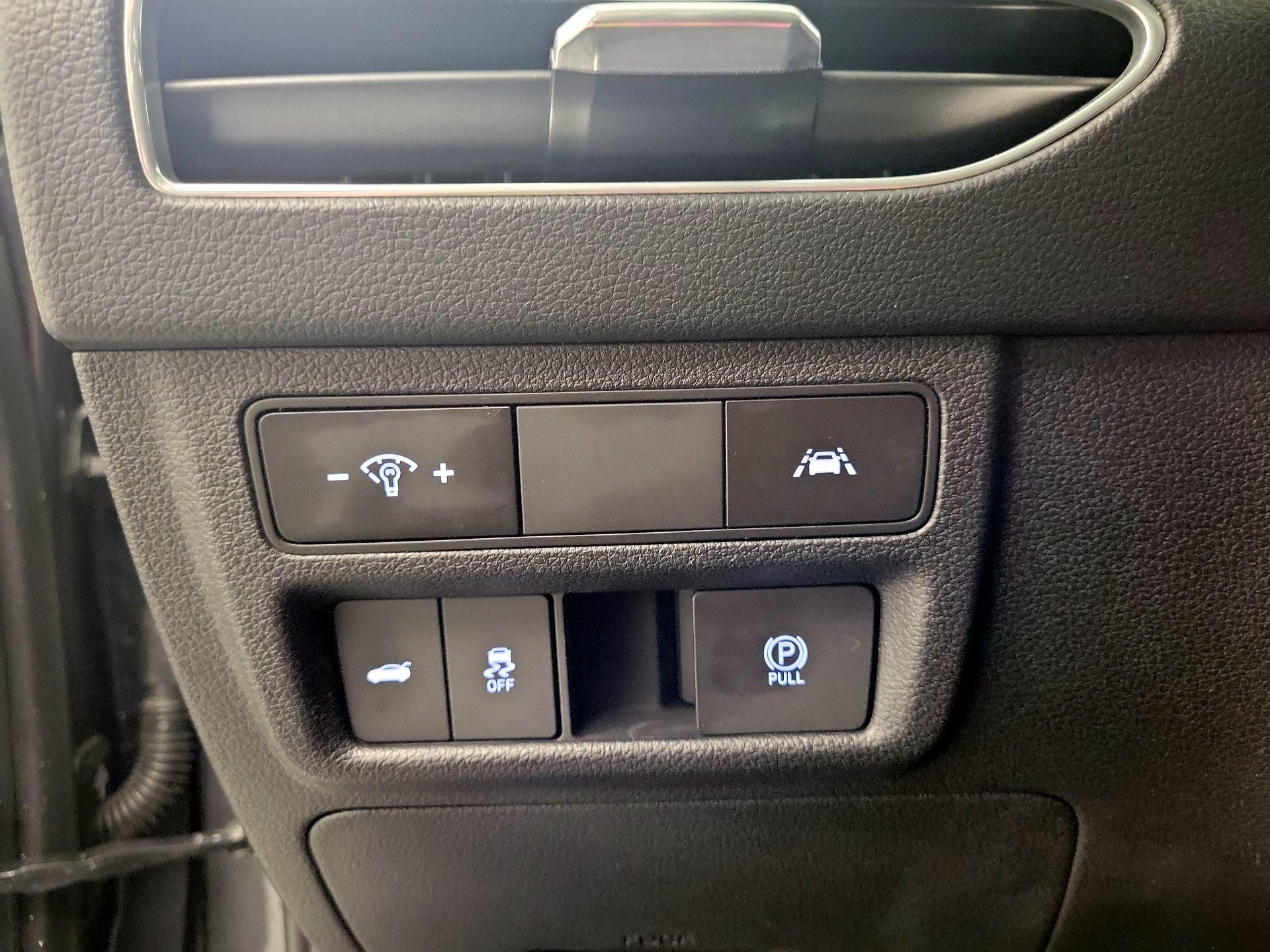 Thumbnail: 2022 Hyundai Sonata - 11