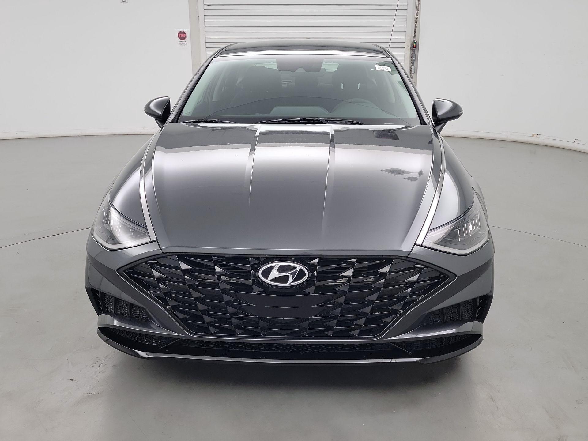 Thumbnail: 2022 Hyundai Sonata - 2