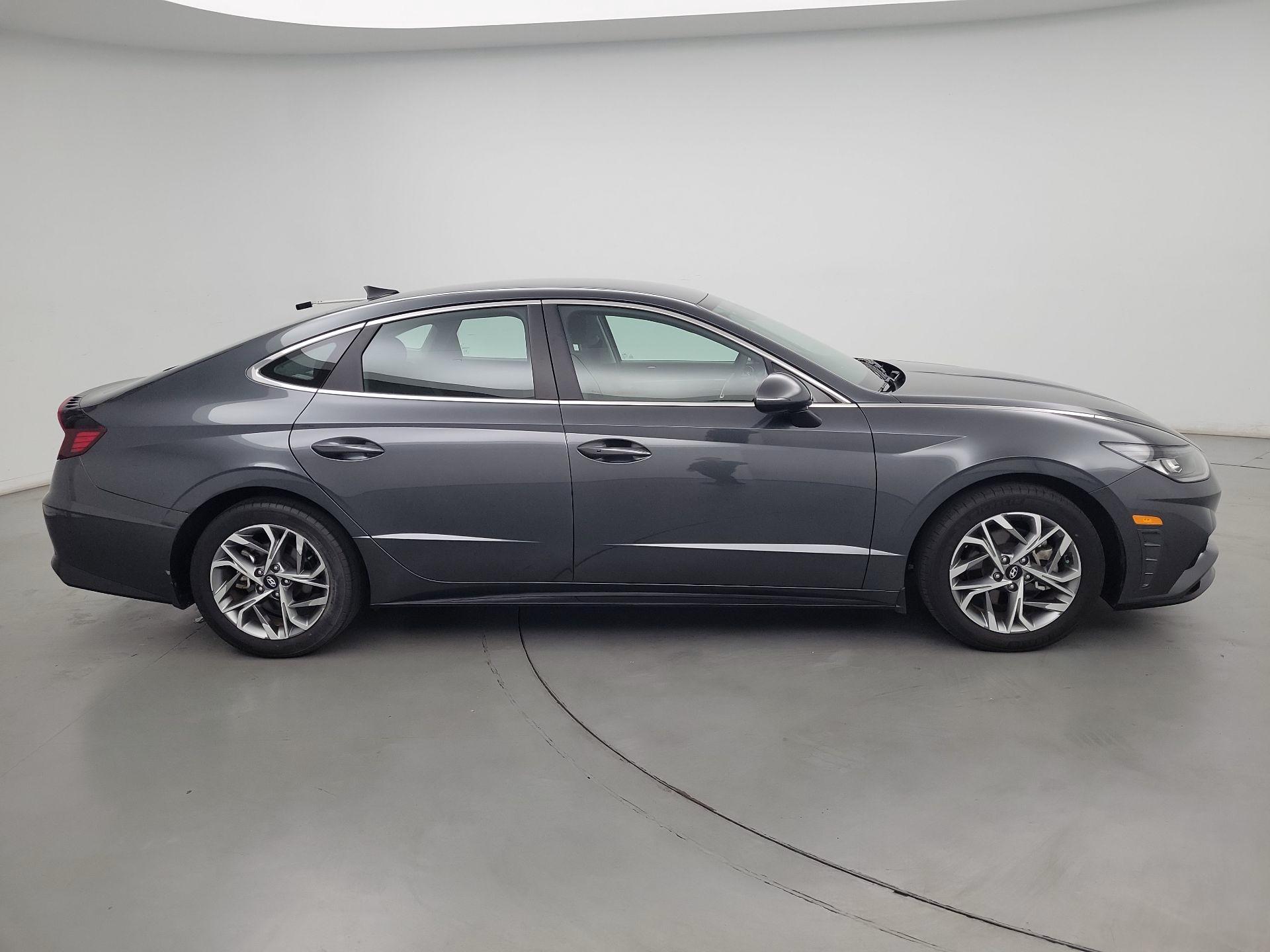 Thumbnail: 2022 Hyundai Sonata - 4