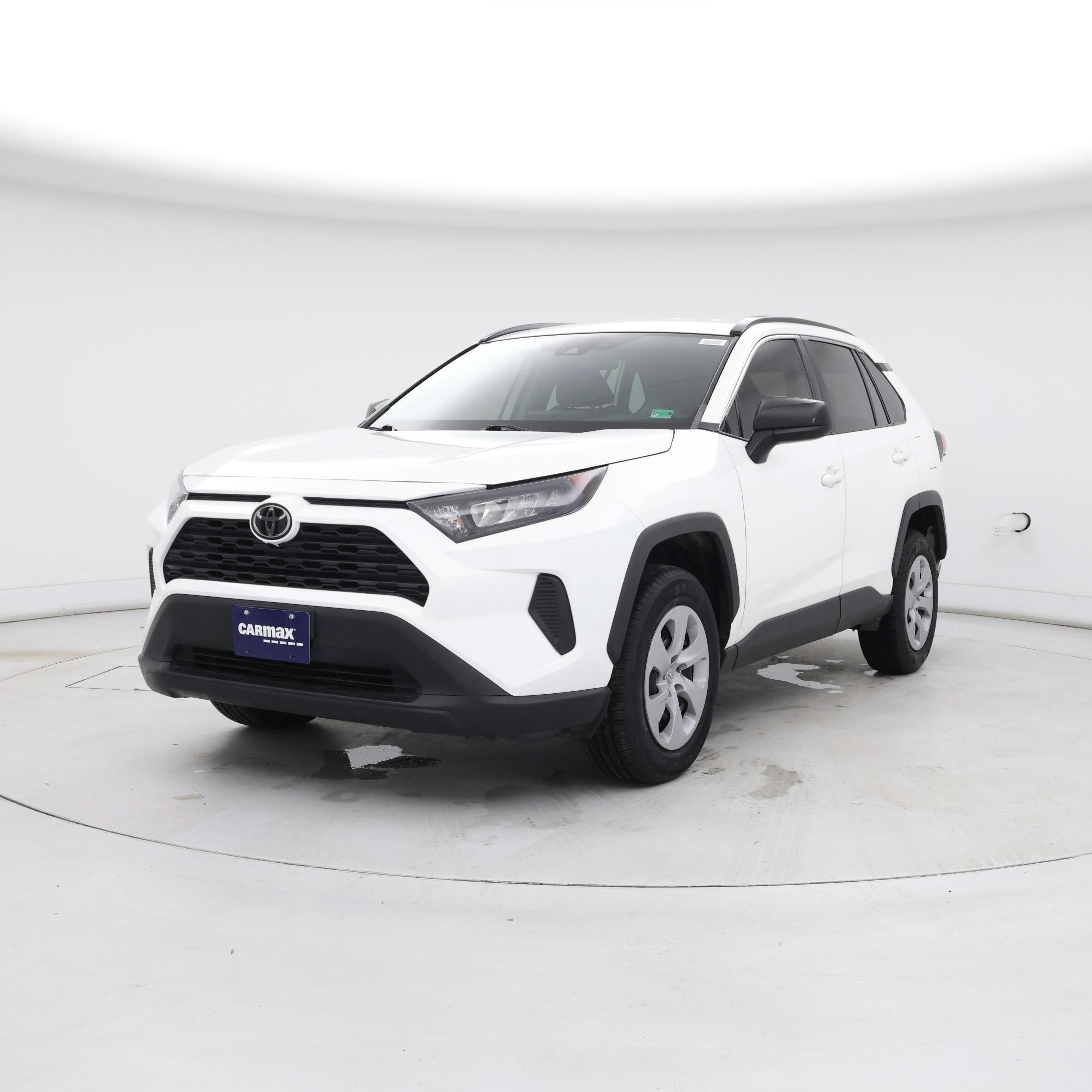 Thumbnail: 2021 Toyota RAV4 - 4