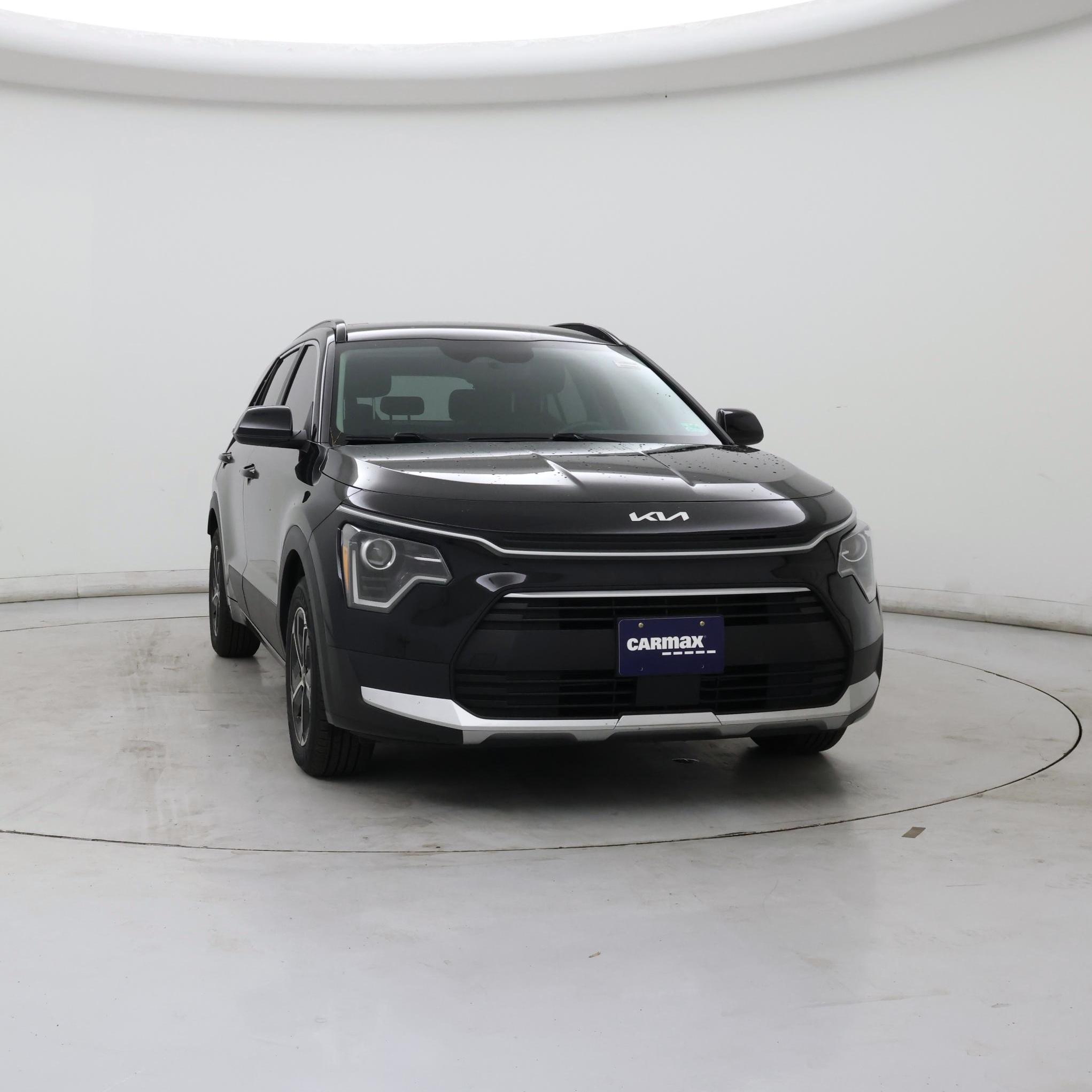 Thumbnail: 2023 Kia Niro - 5