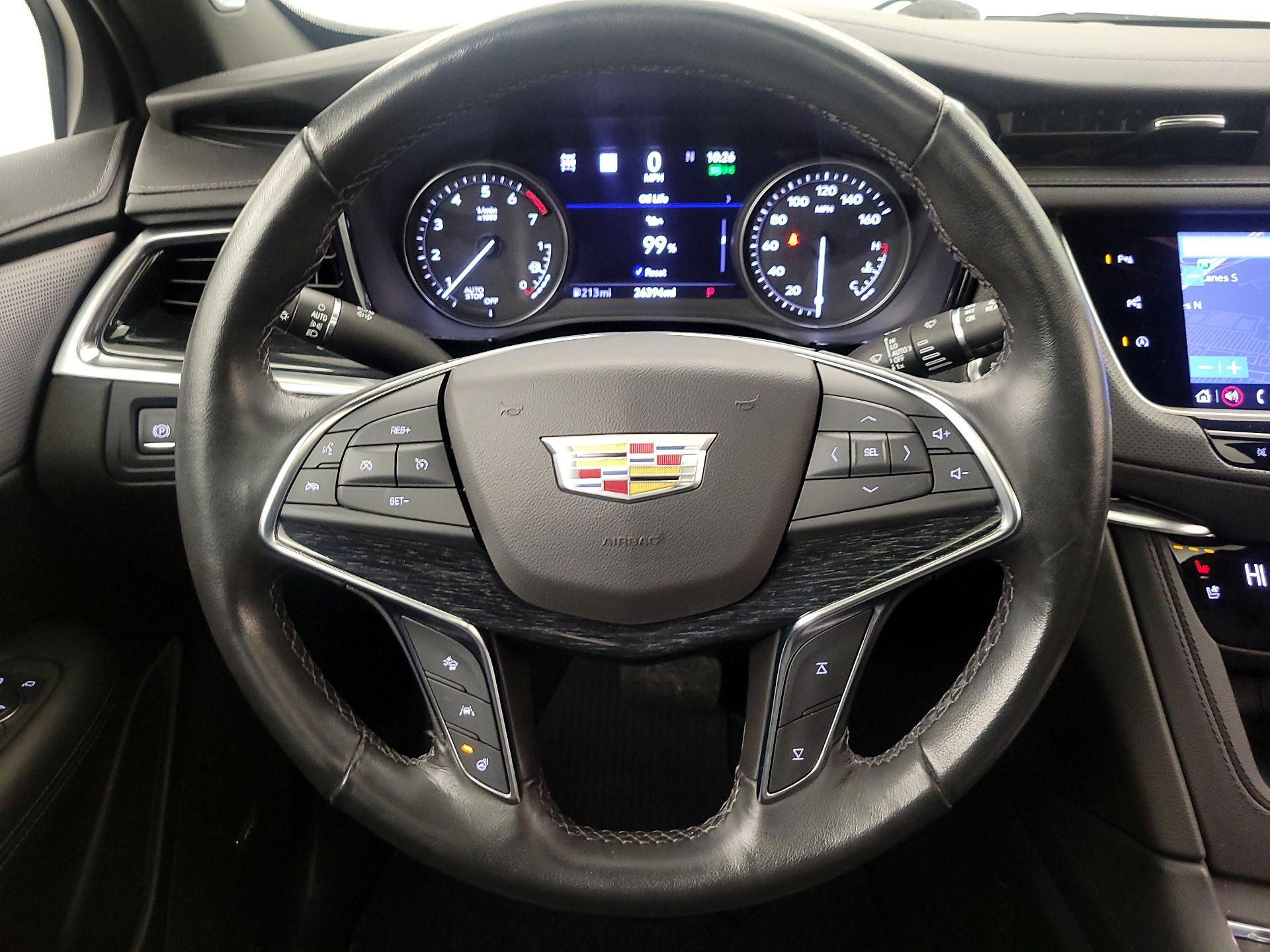 Thumbnail: 2022 Cadillac XT5 - 10