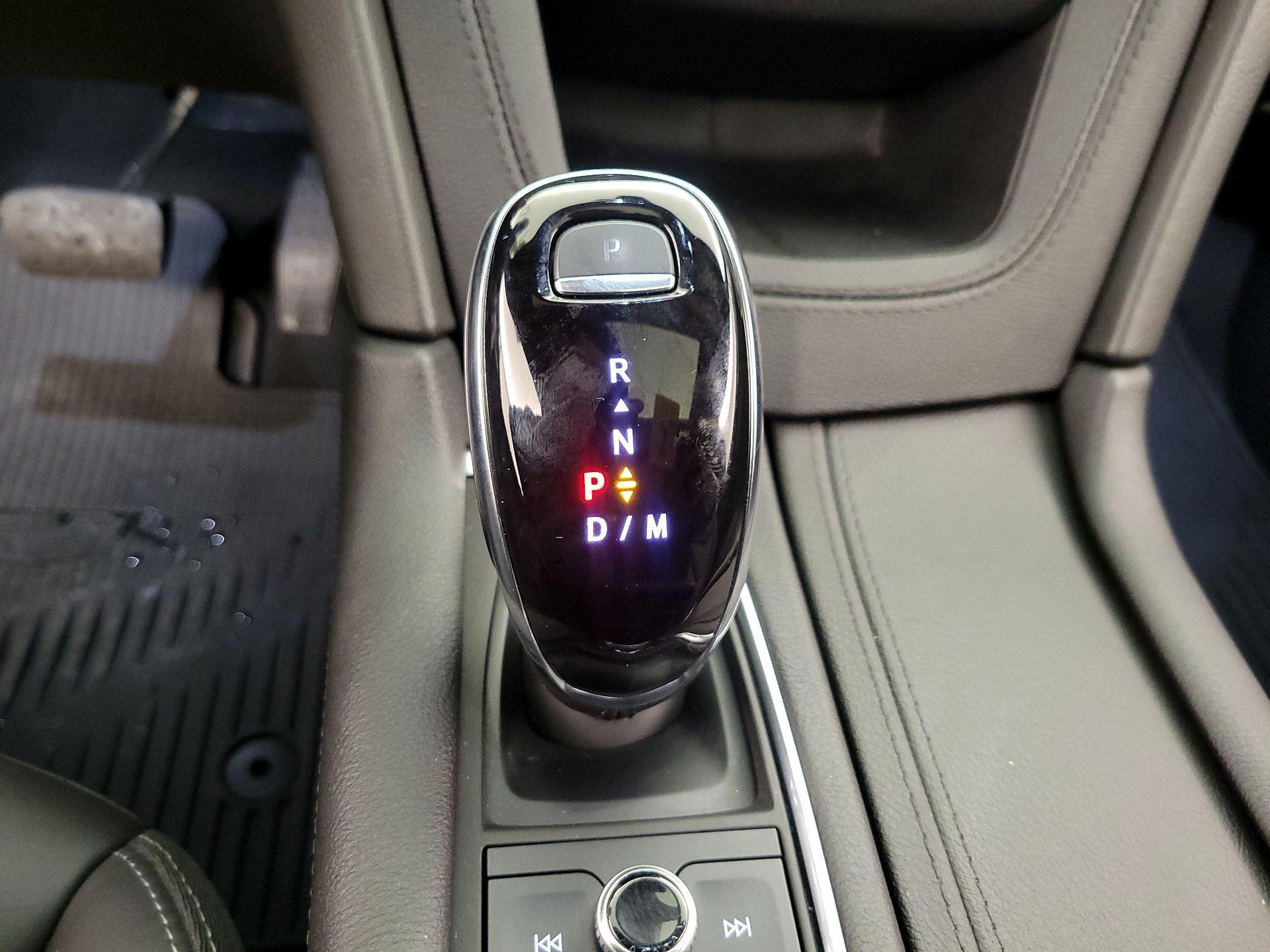 Thumbnail: 2022 Cadillac XT5 - 18