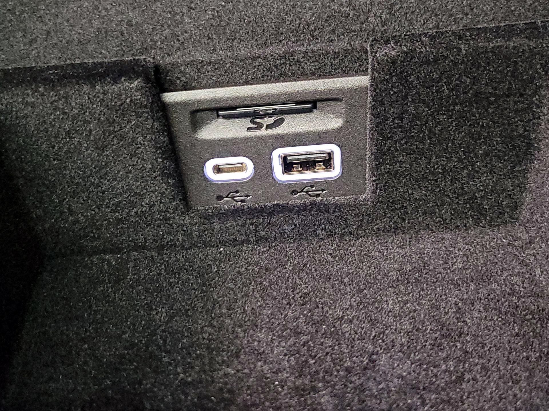 Thumbnail: 2022 Cadillac XT5 - 19