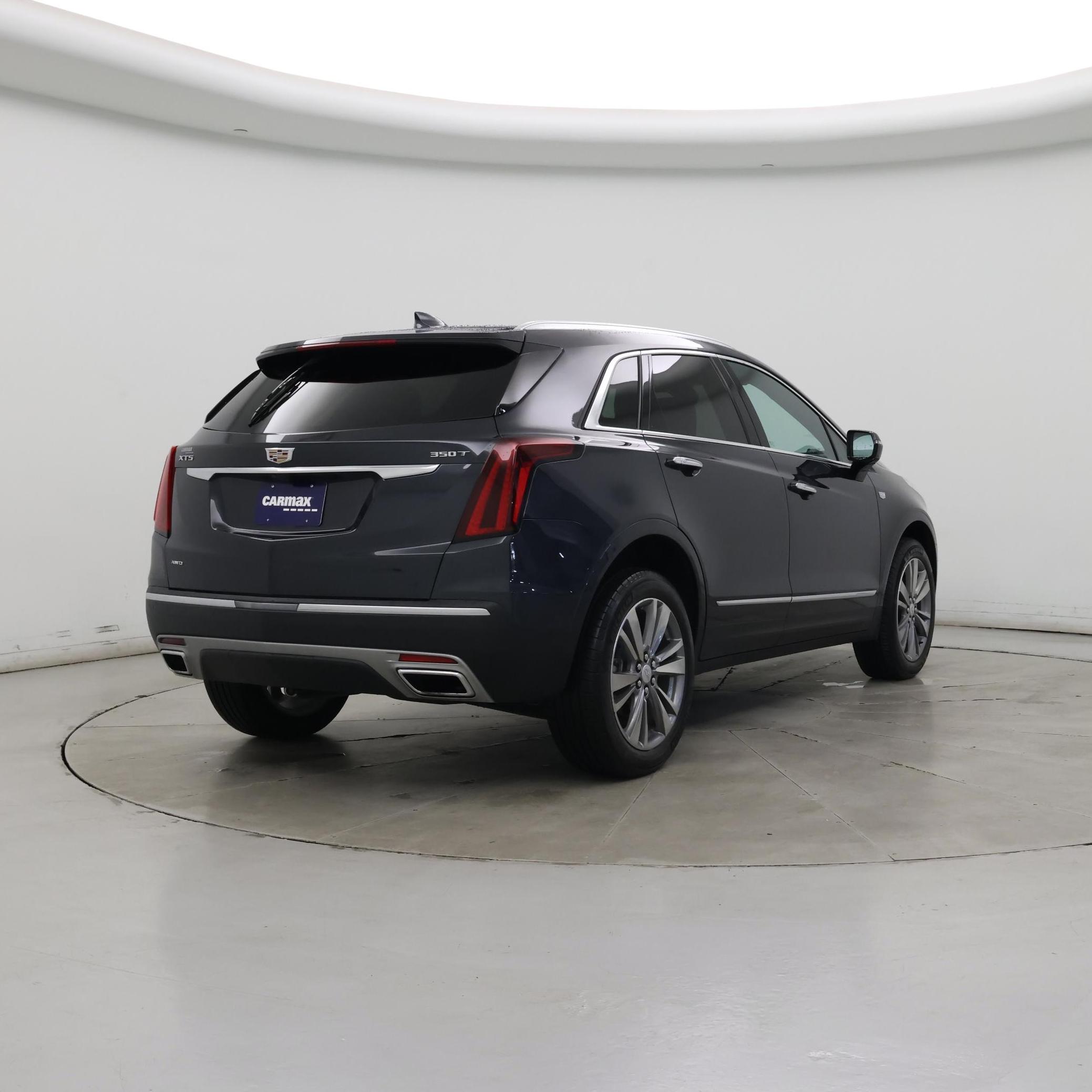 Thumbnail: 2022 Cadillac XT5 - 8