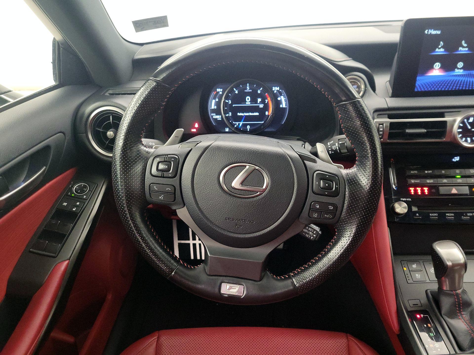 Thumbnail: 2021 Lexus IS - 10