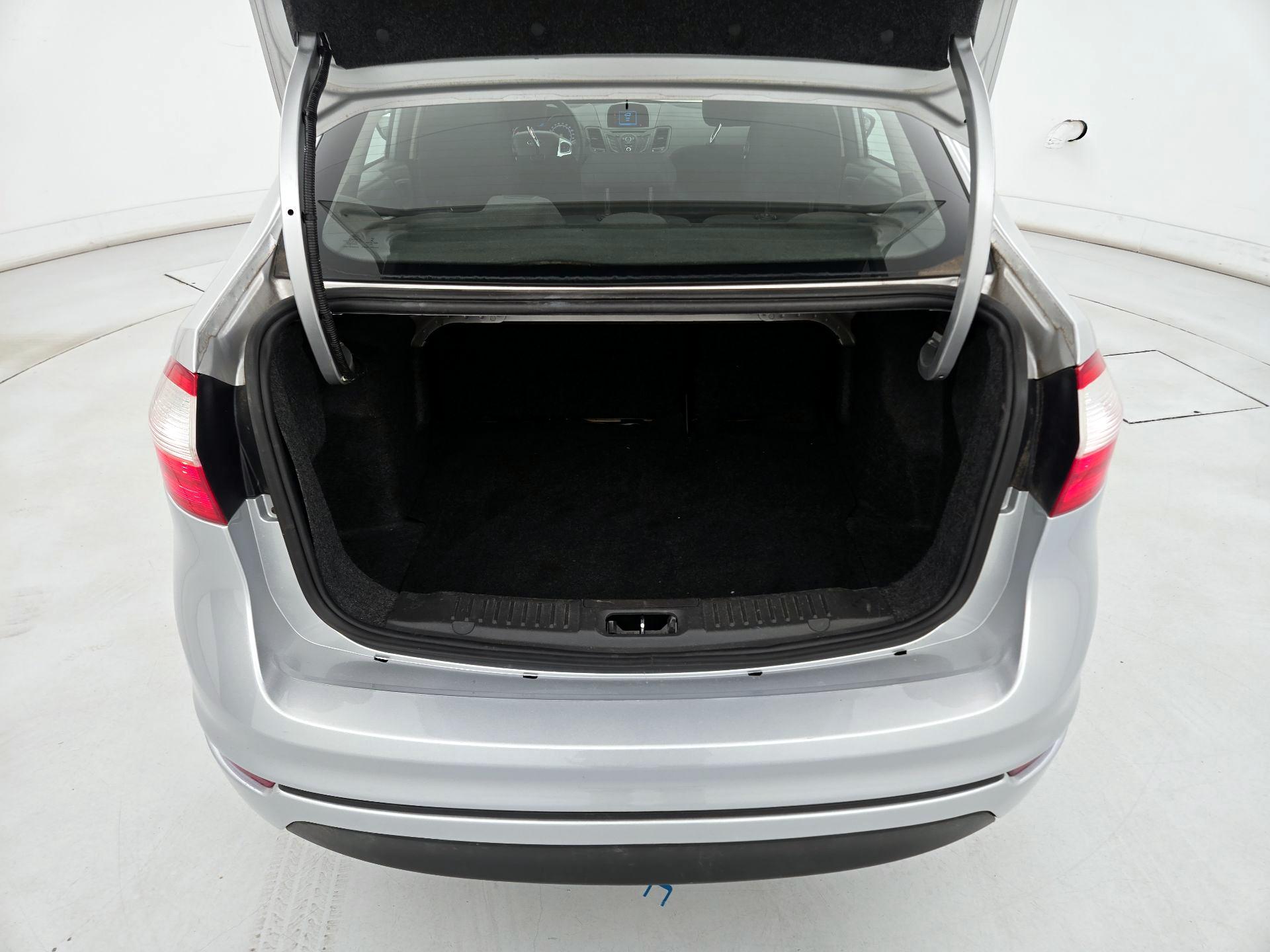 Thumbnail: 2017 Ford Fiesta - 19