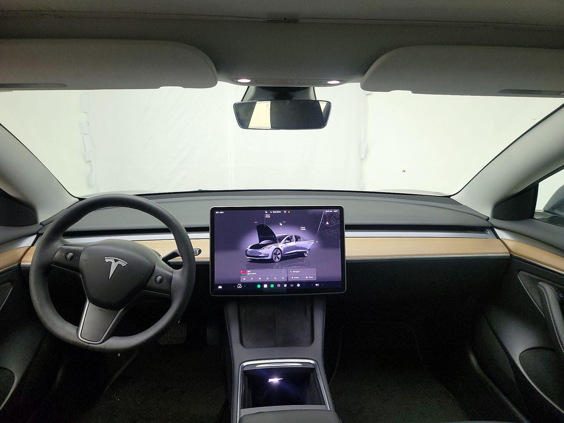 Thumbnail: 2023 Tesla Model 3 - 9