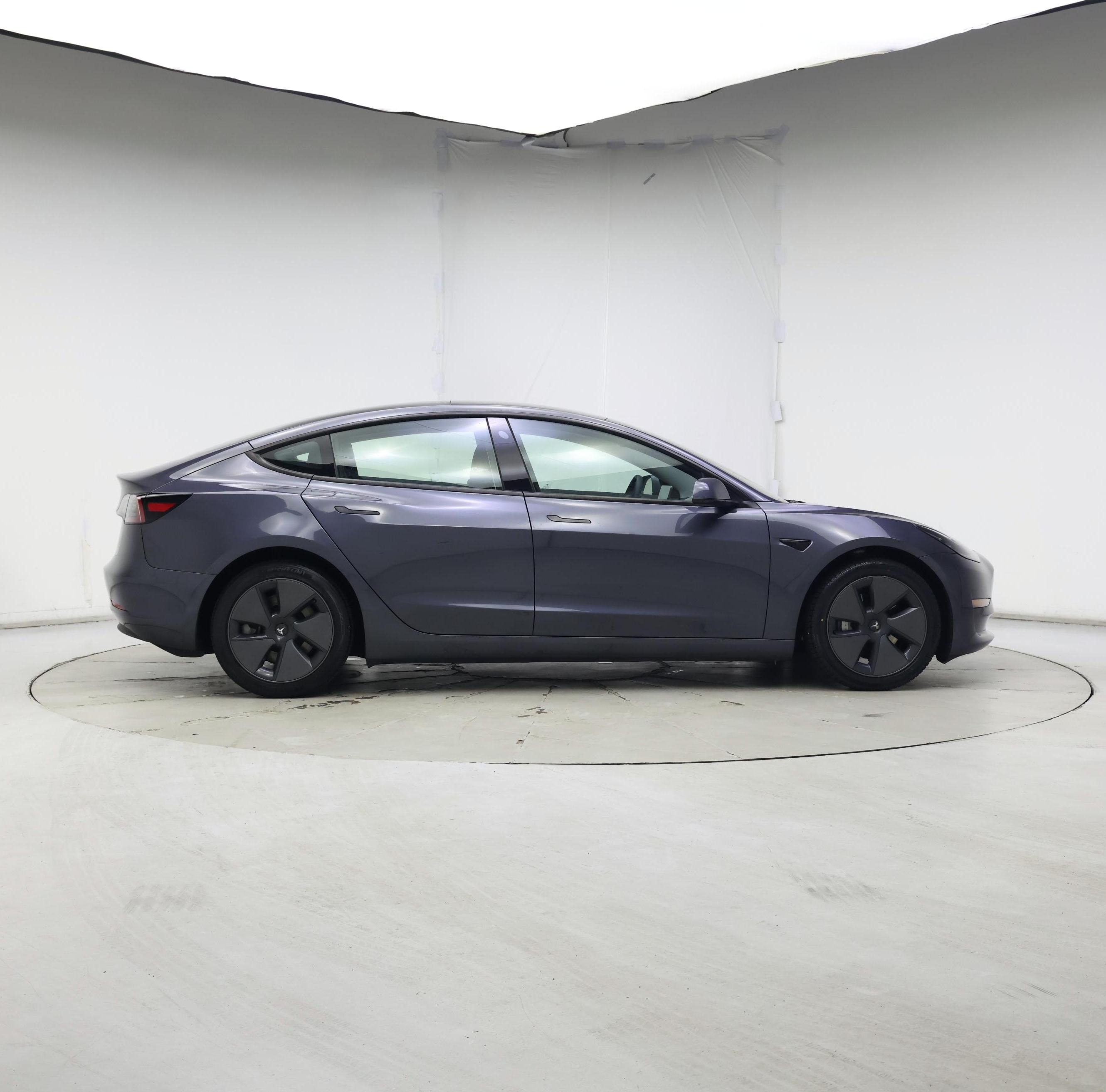 Thumbnail: 2023 Tesla Model 3 - 7