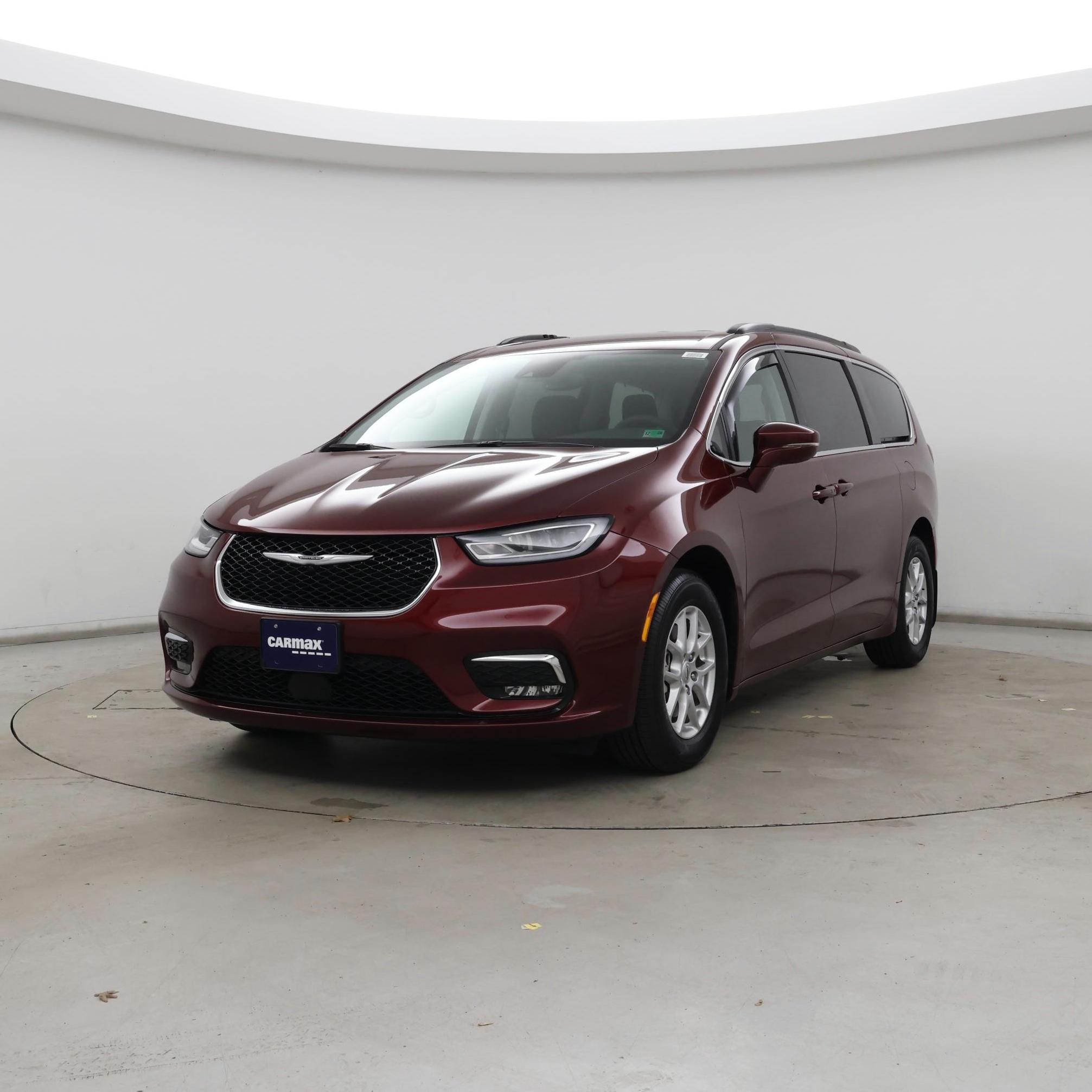 Thumbnail: 2022 Chrysler Pacifica - 4