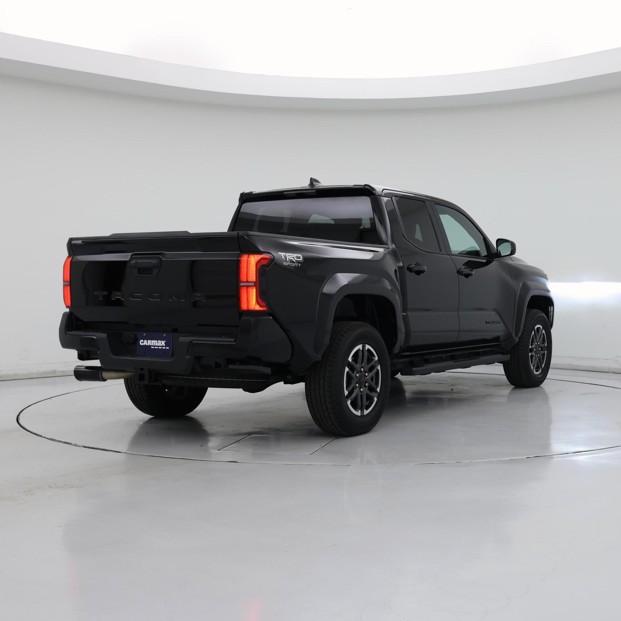 Thumbnail: 2024 Toyota Tacoma - 8