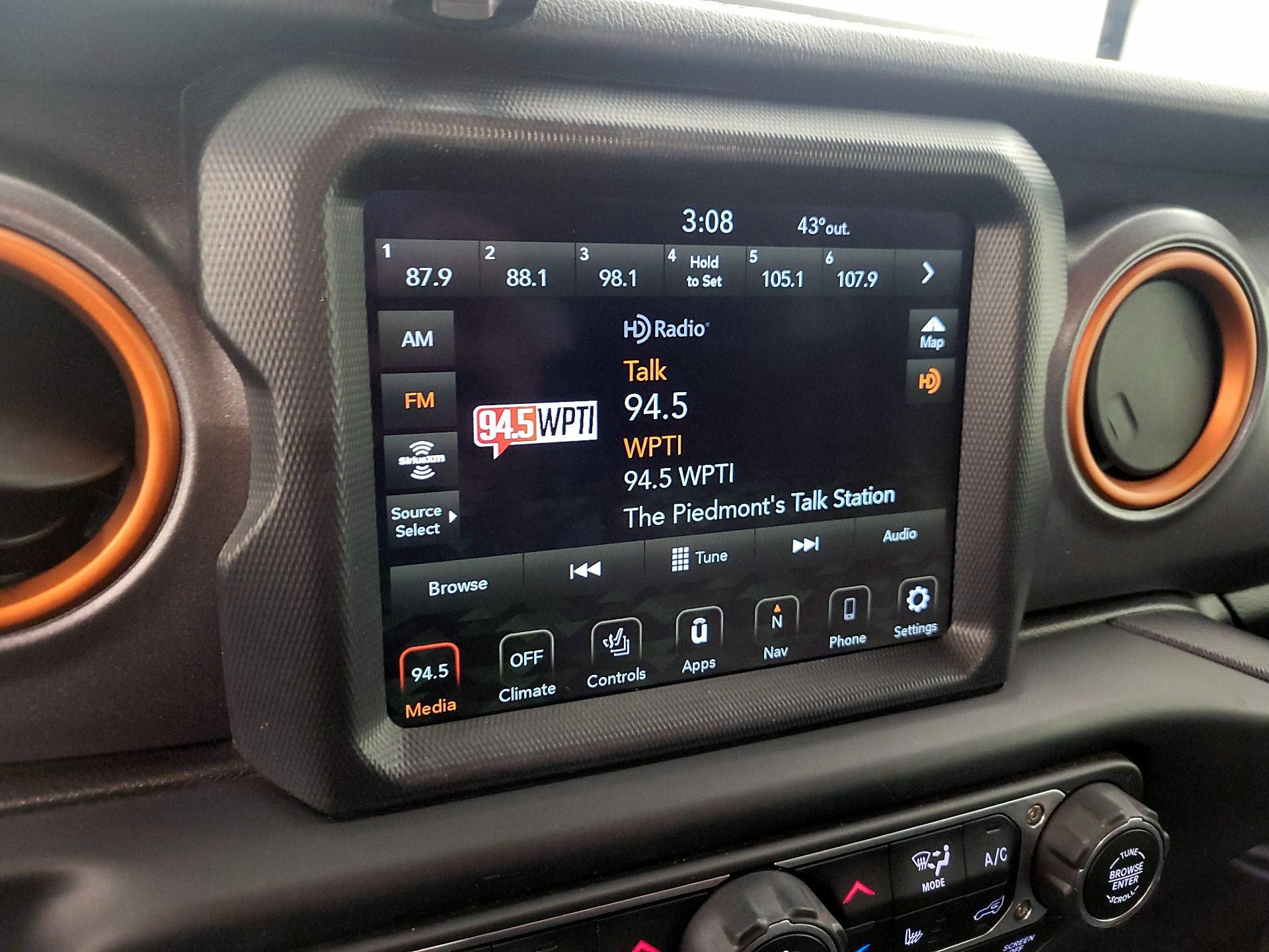 Thumbnail: 2023 Jeep Gladiator - 16