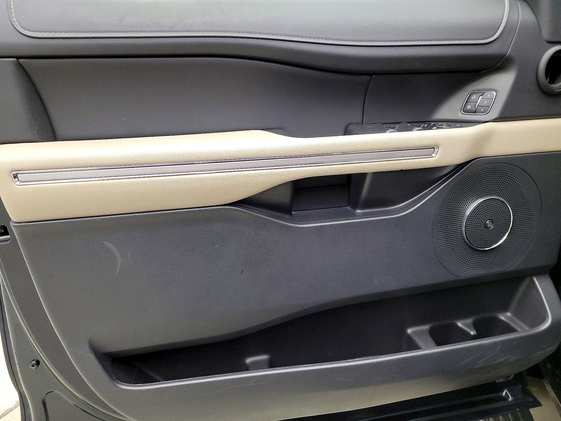 Thumbnail: 2024 Ford Expedition - 12