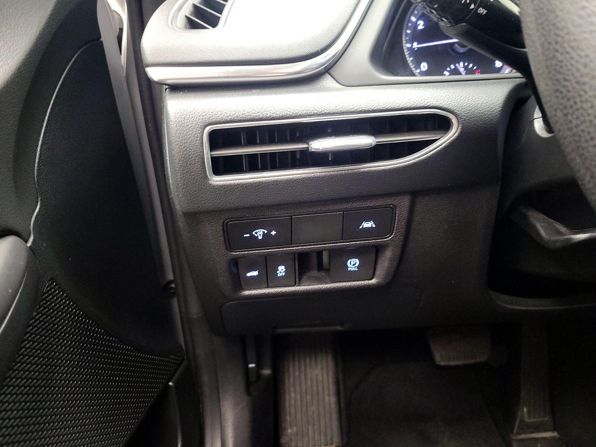 Thumbnail: 2023 Hyundai Sonata - 13