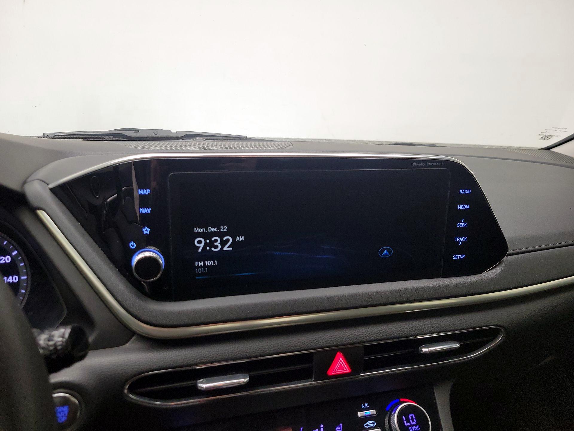 Thumbnail: 2023 Hyundai Sonata - 16