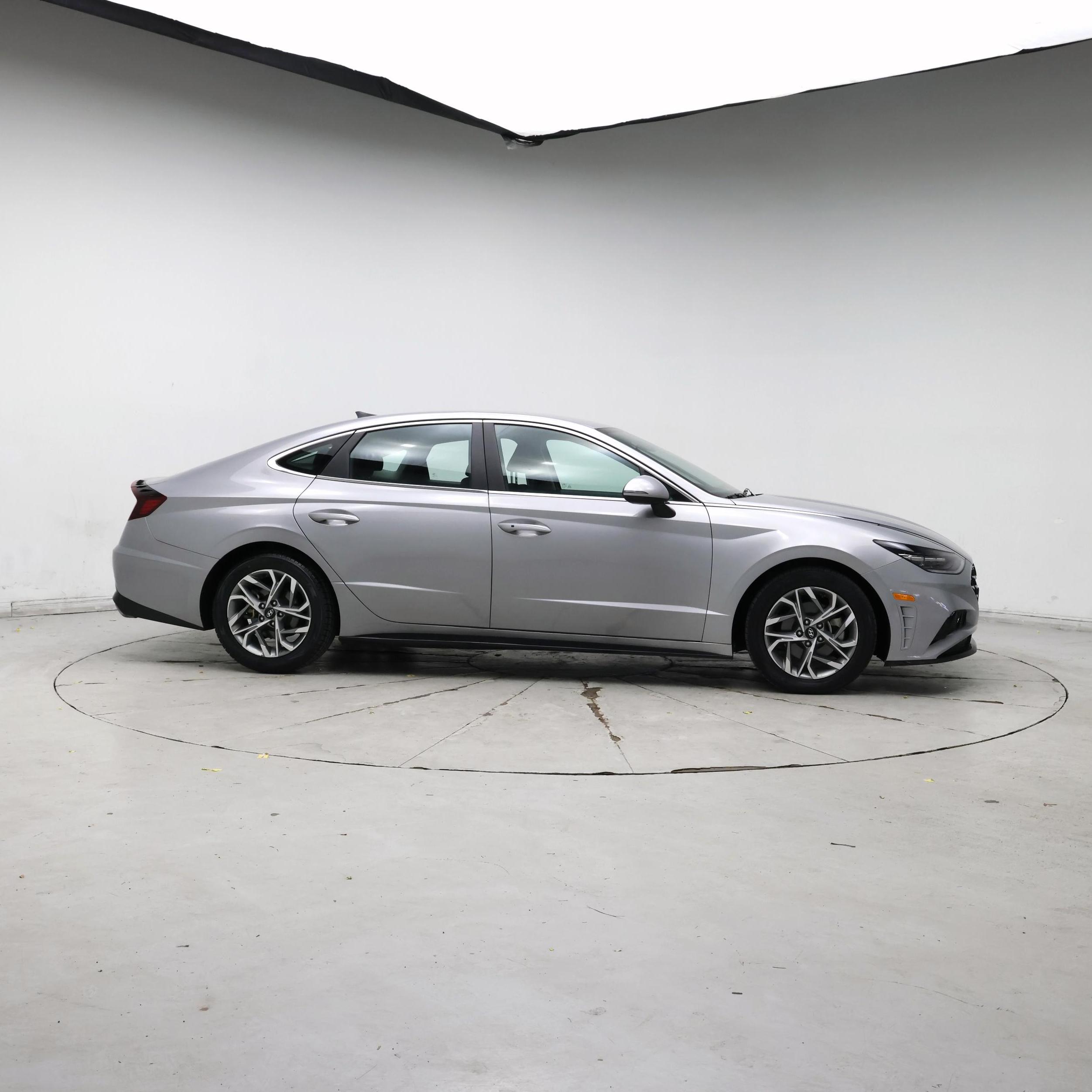 Thumbnail: 2023 Hyundai Sonata - 7