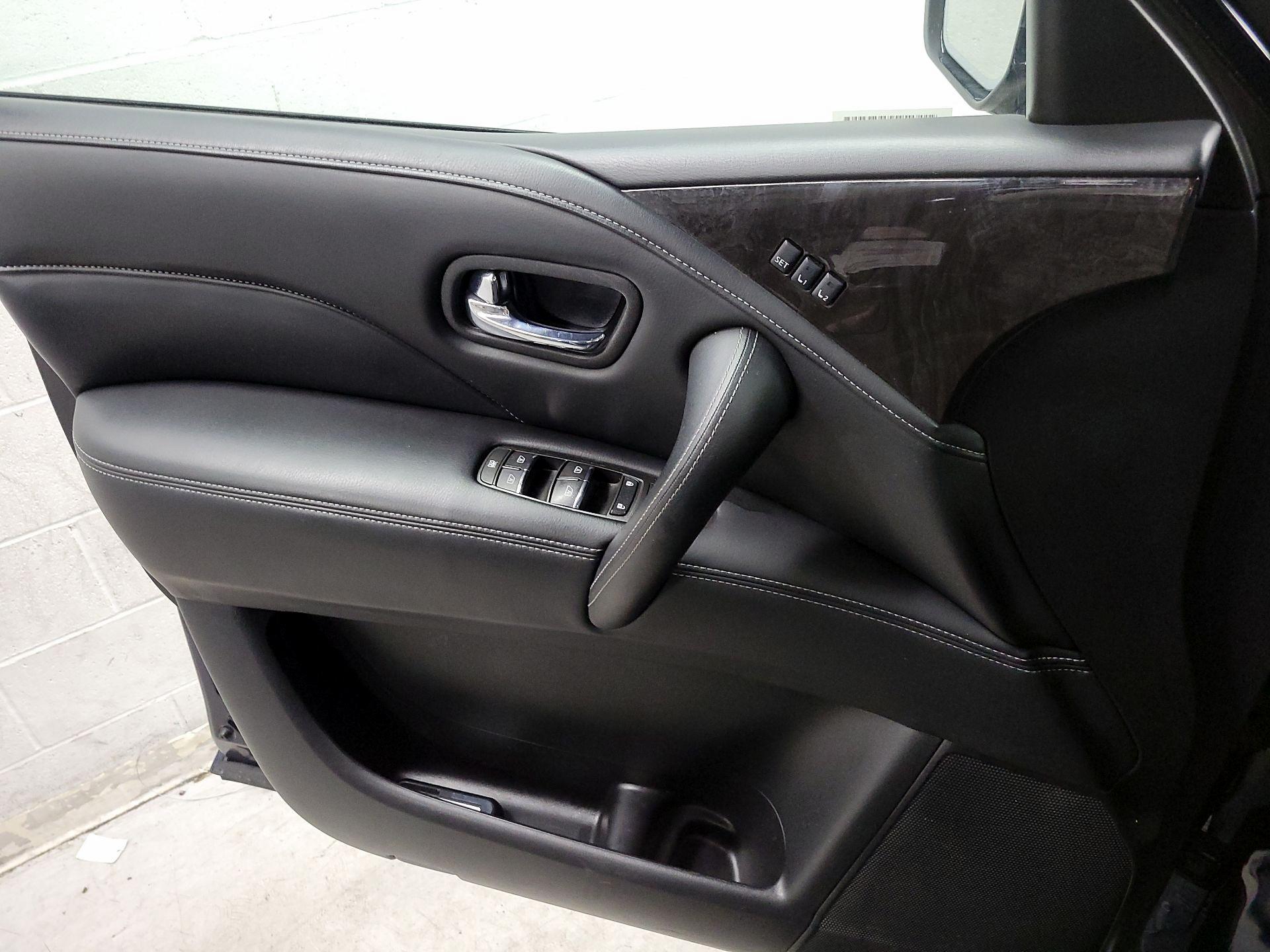 Thumbnail: 2024 INFINITI QX80 - 10